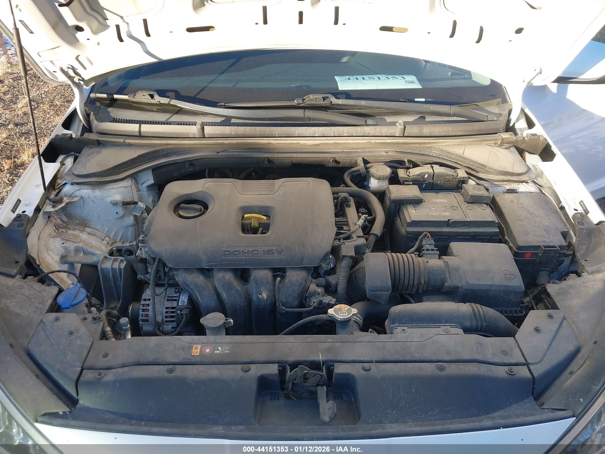 HYUNDAI ELANTRA image 10