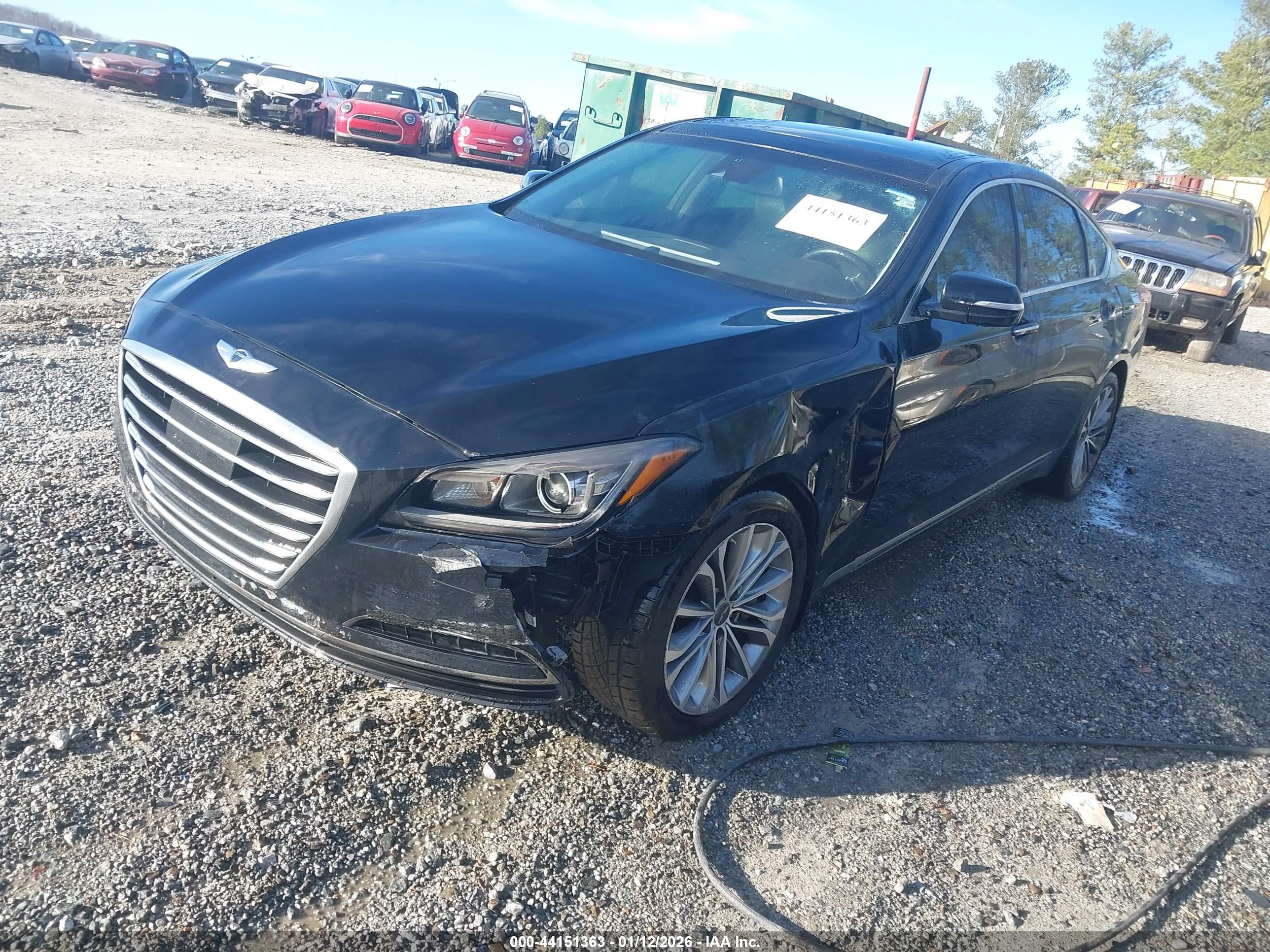 HYUNDAI GENESIS image 2