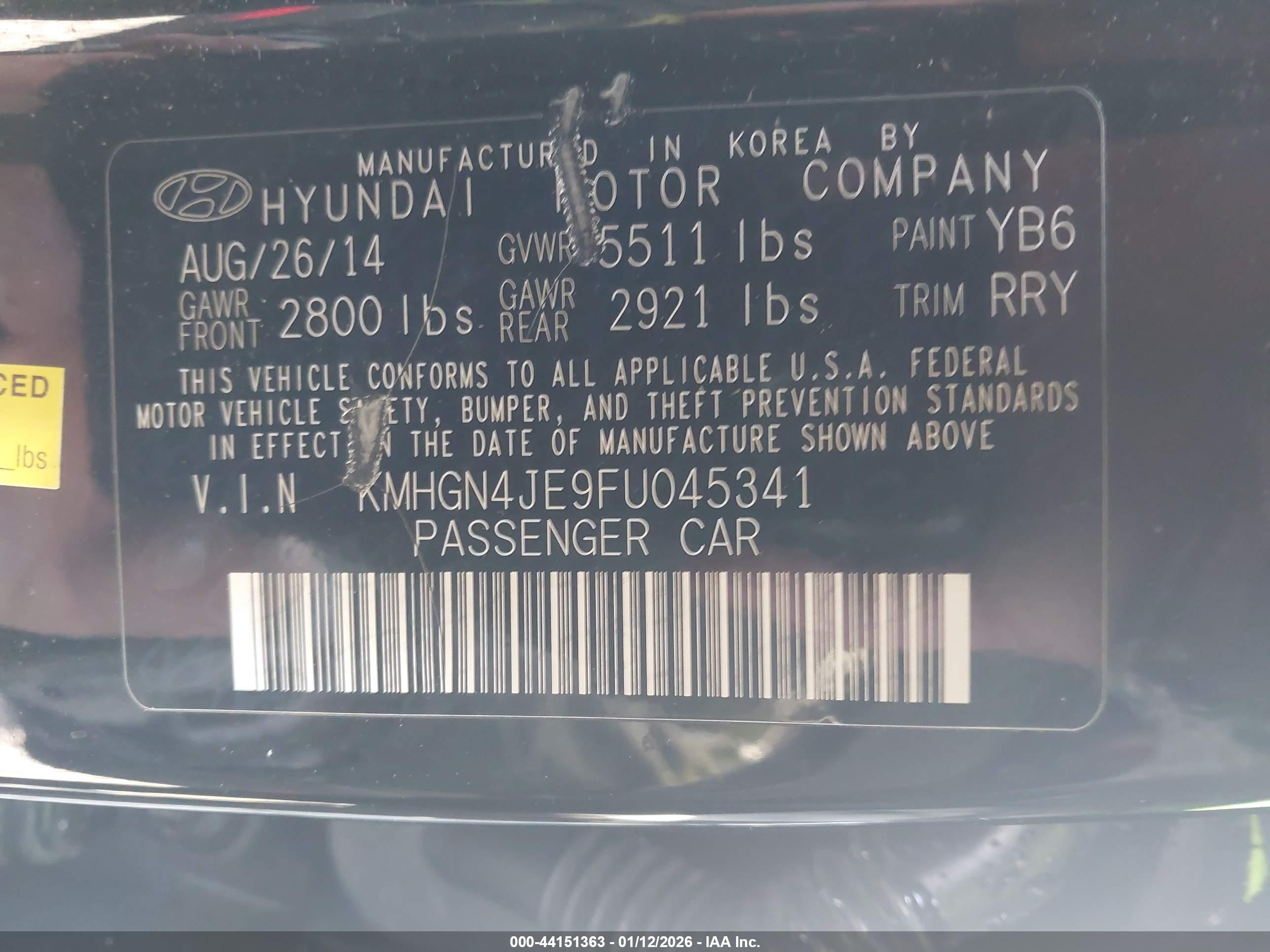 HYUNDAI GENESIS image 9