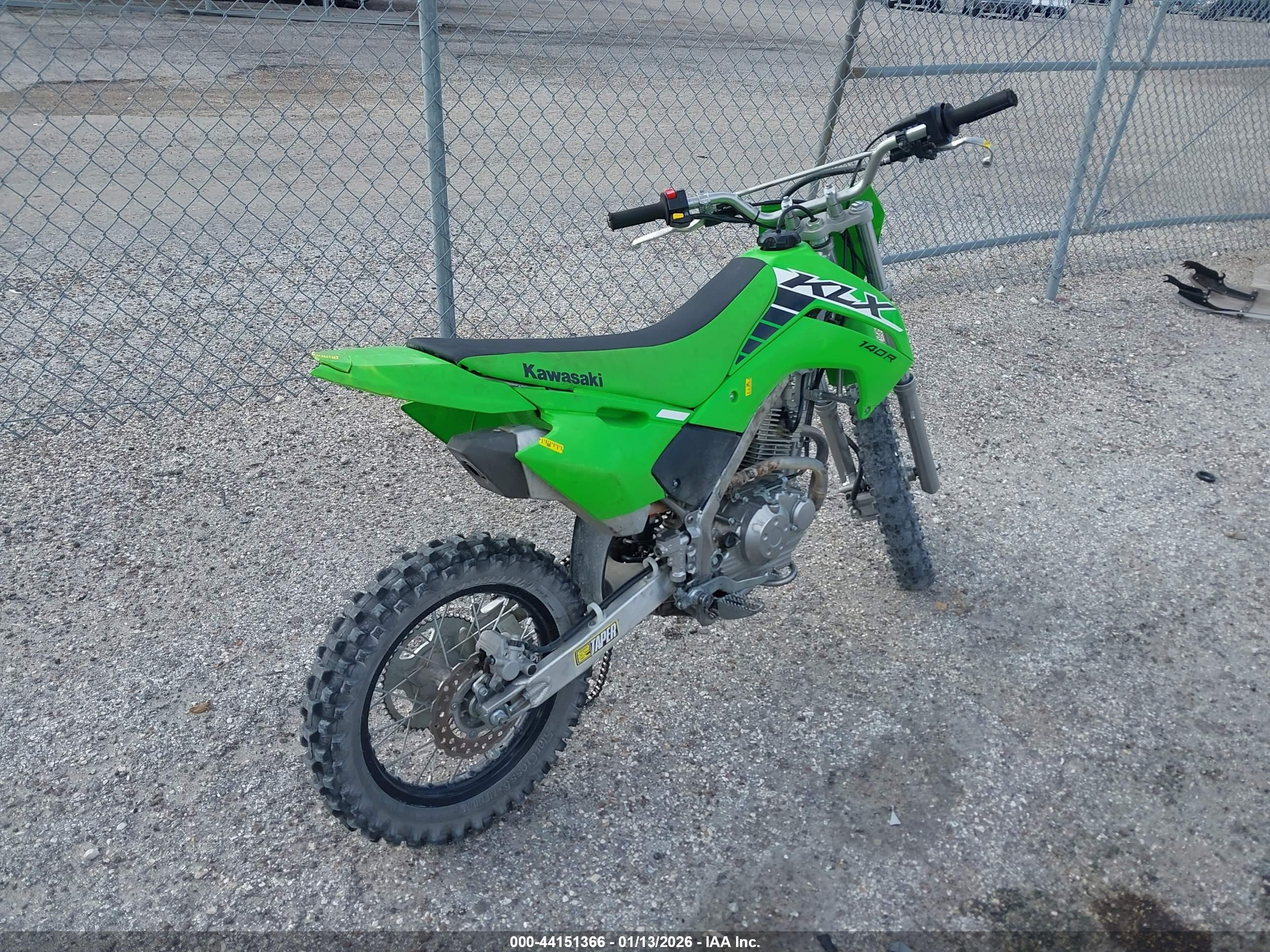 KAWASAKI KLX140 image 4
