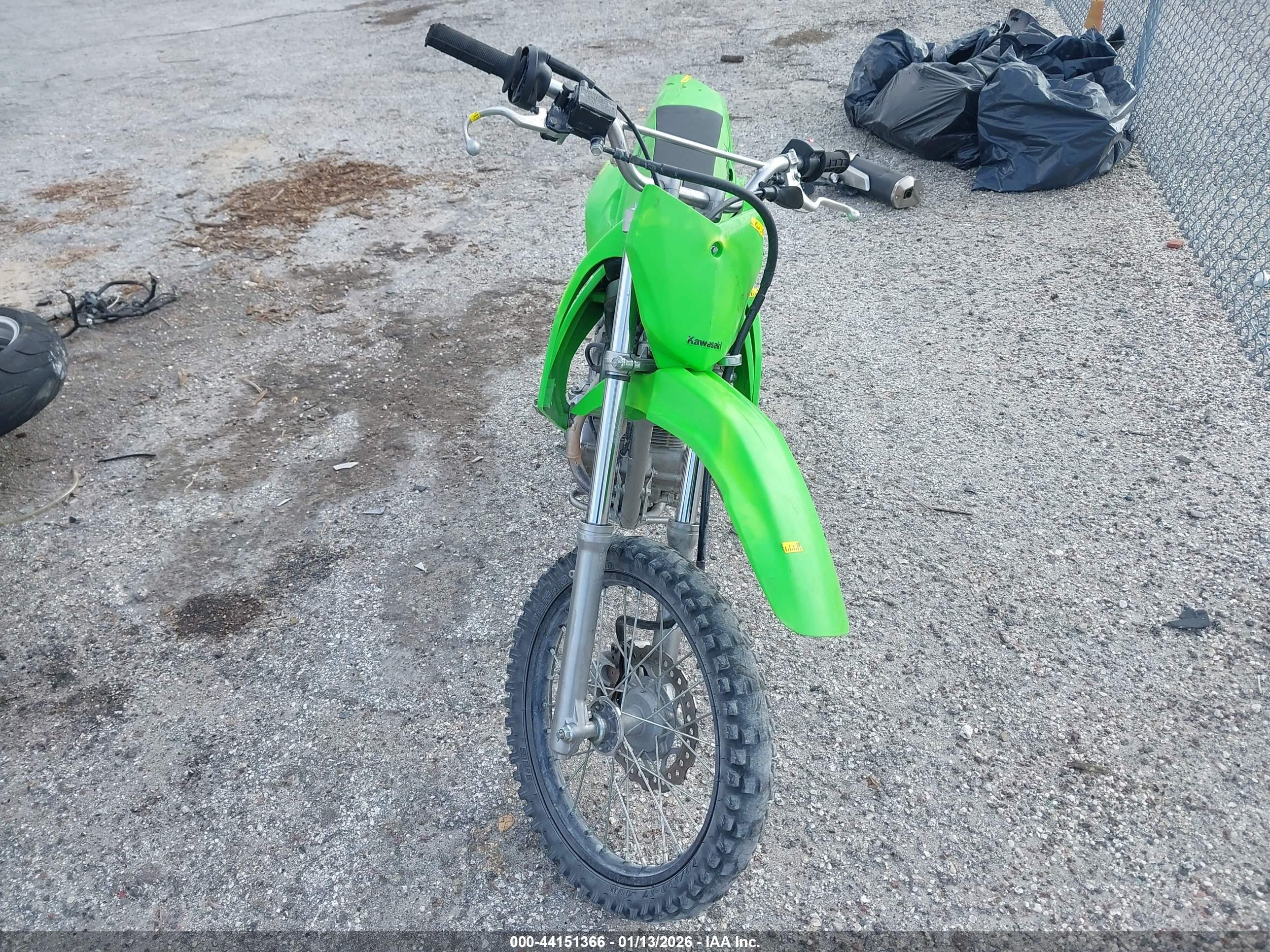 KAWASAKI KLX140 image 5