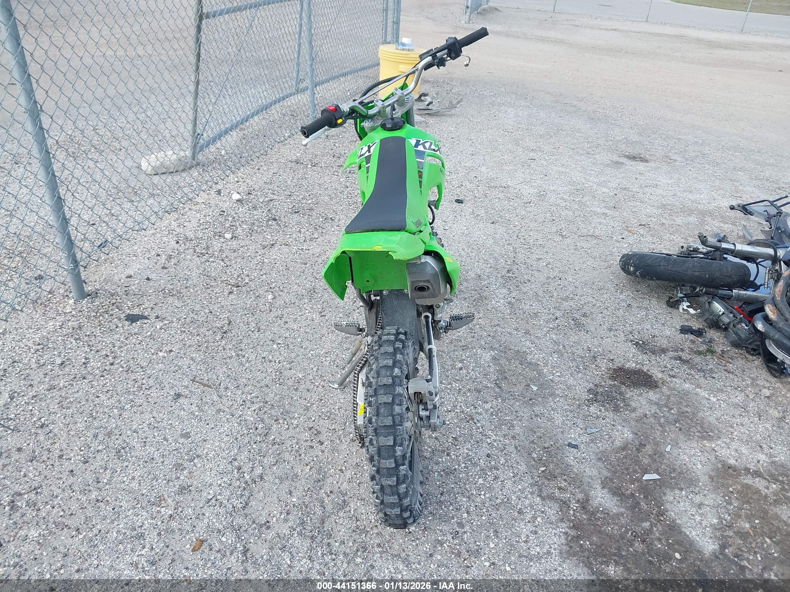 KAWASAKI KLX140 image 6