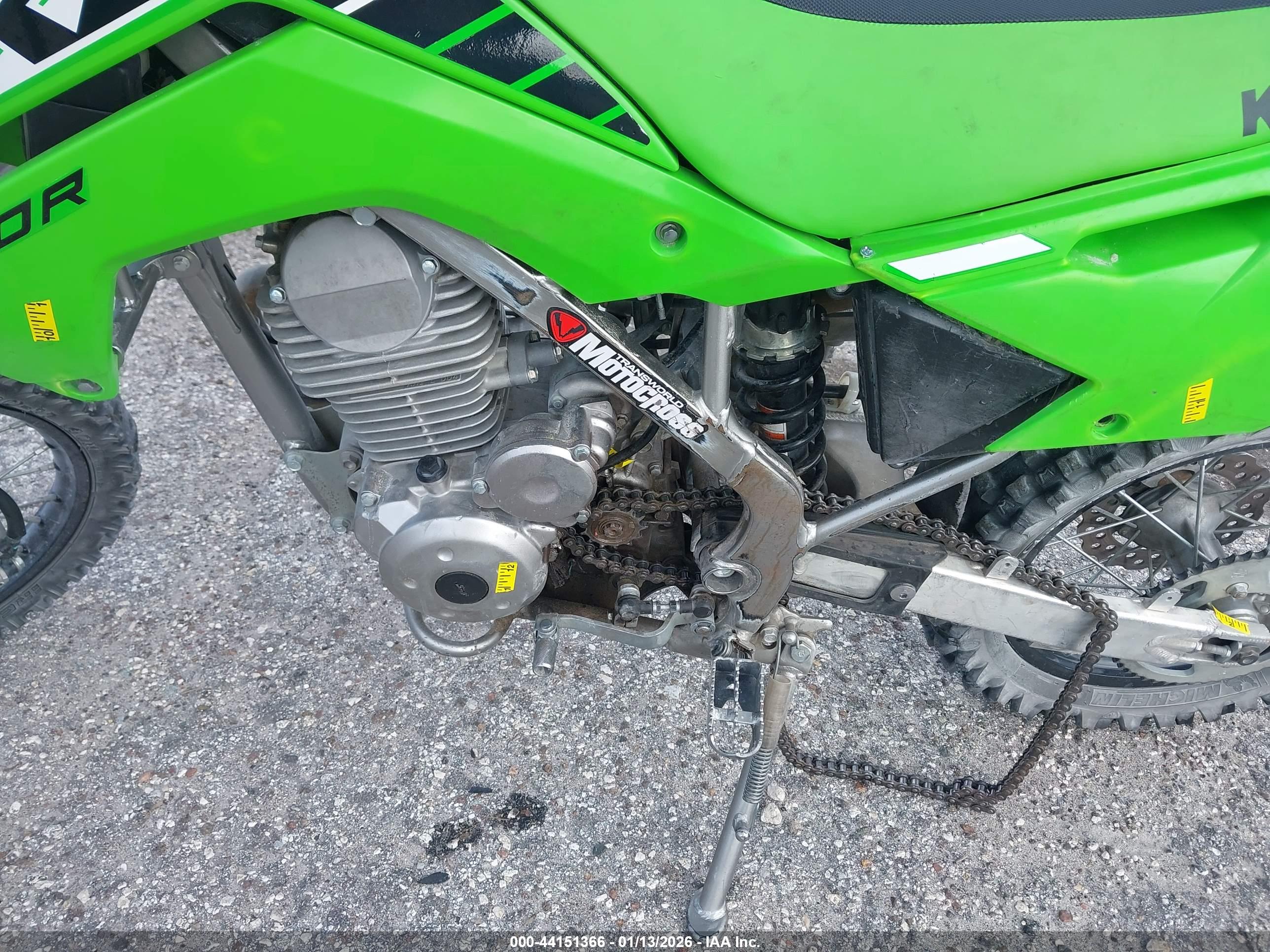 KAWASAKI KLX140 image 9