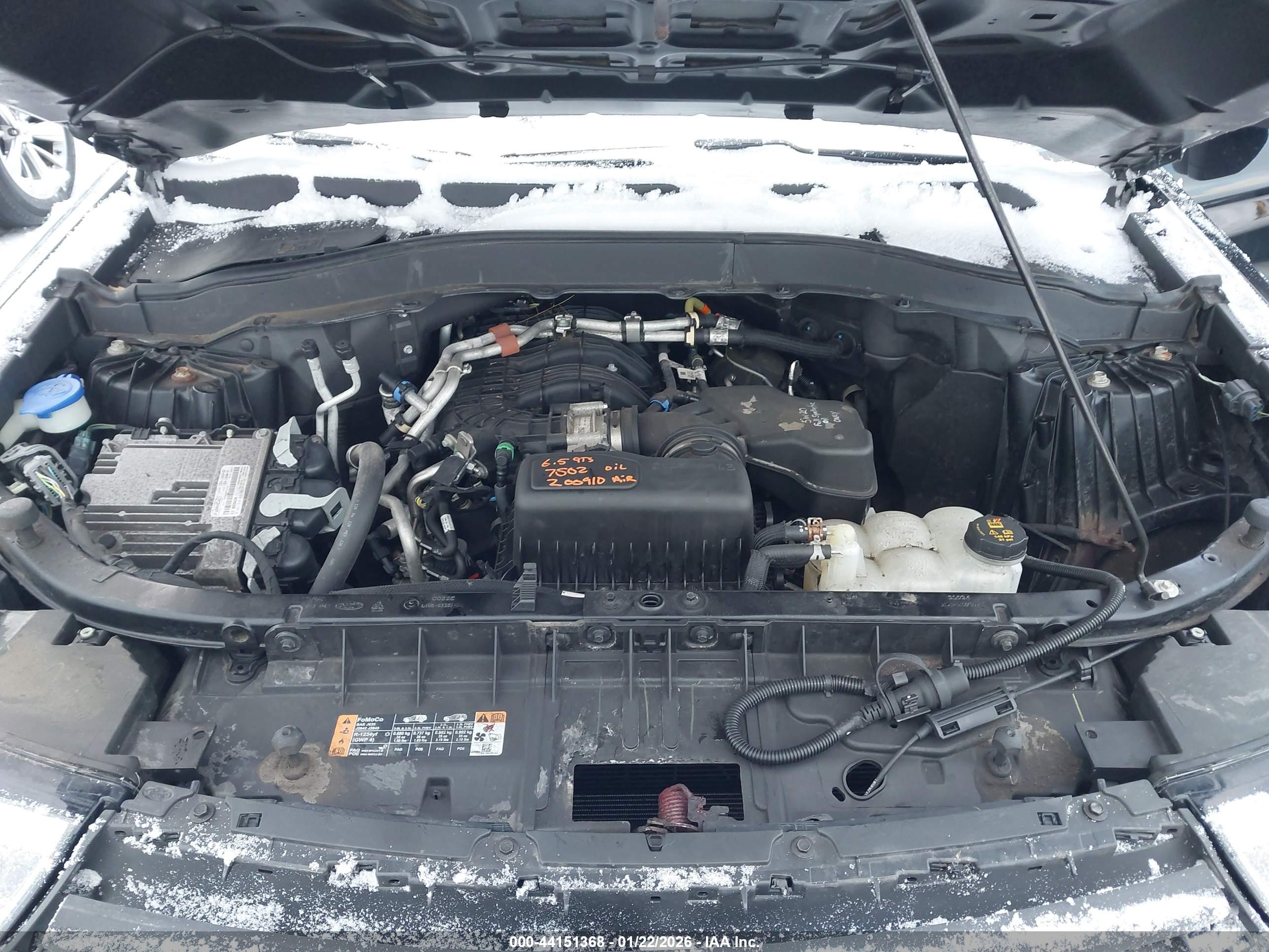 FORD EXPLORER image 10