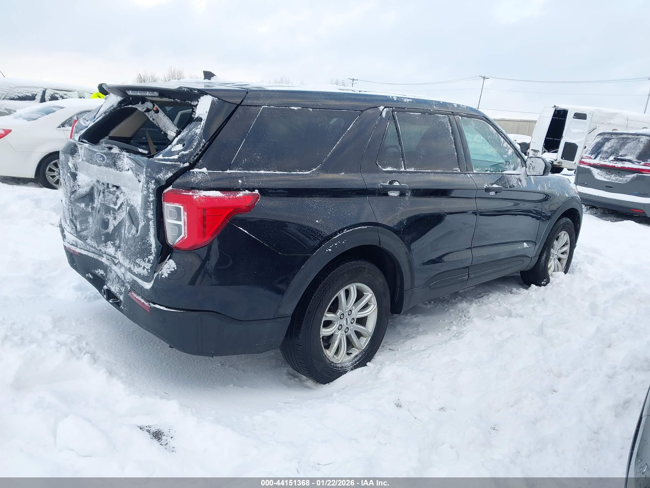 FORD EXPLORER image 4