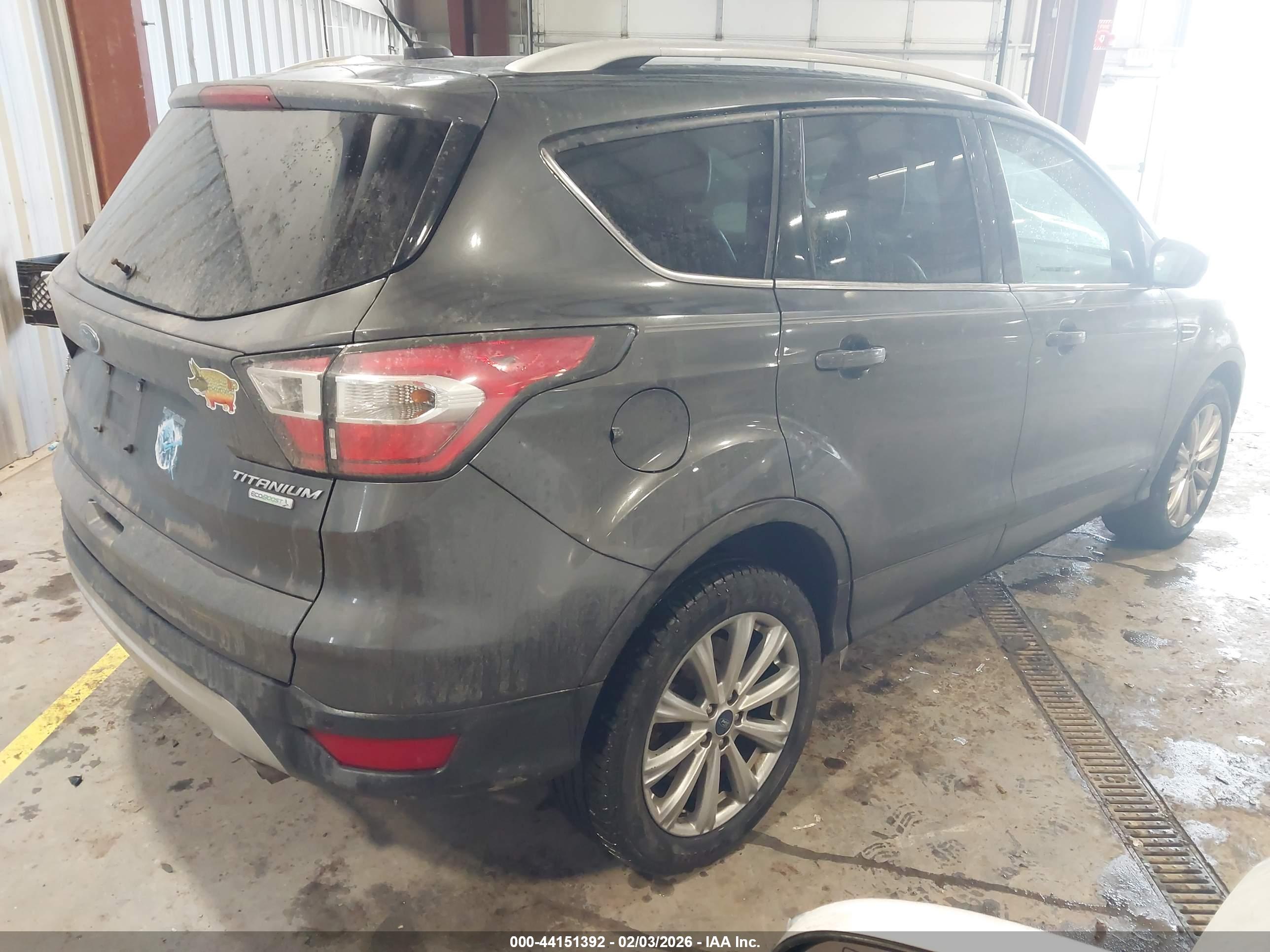 FORD ESCAPE image 4