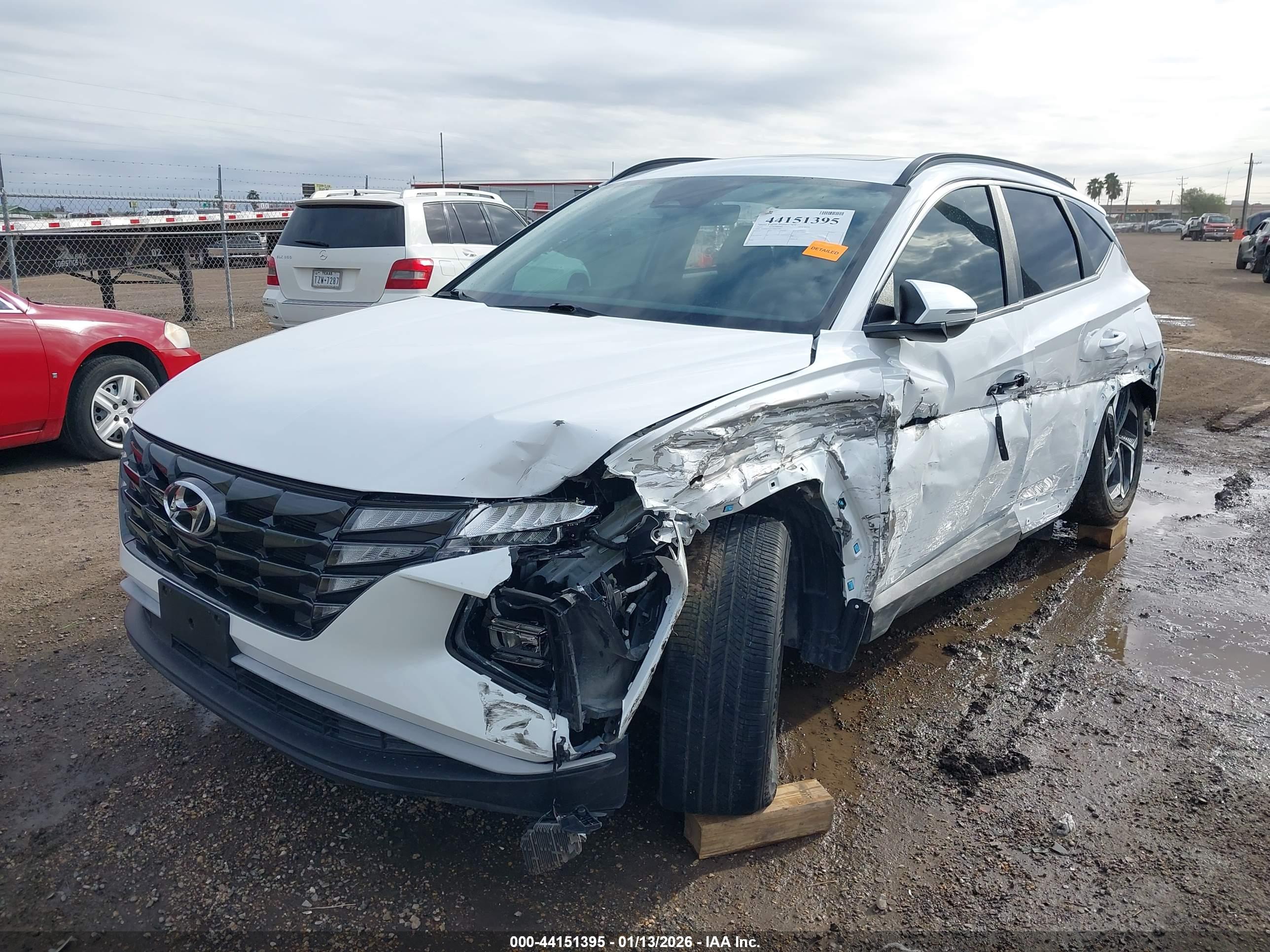 HYUNDAI TUCSON image 6