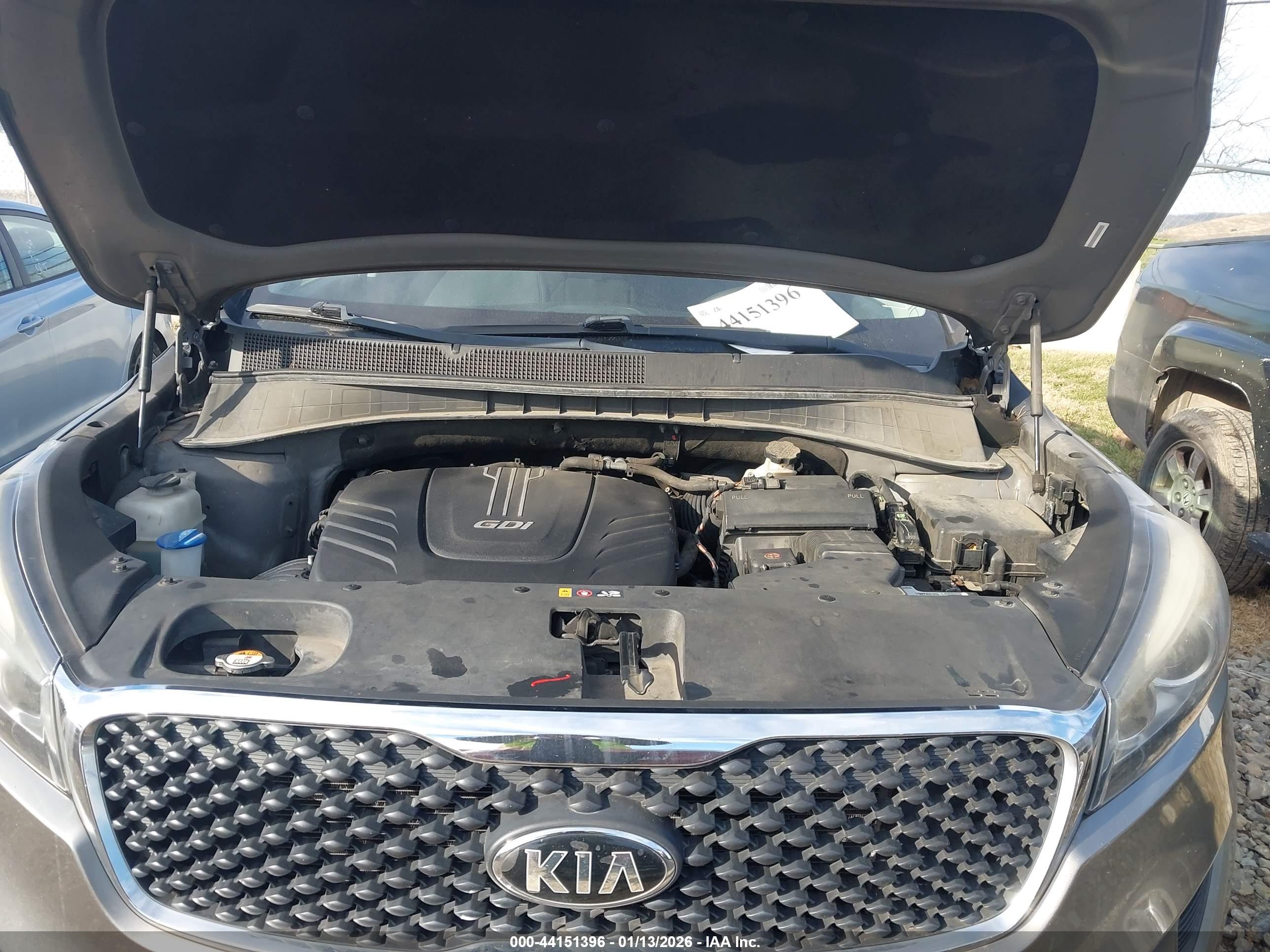 KIA SORENTO image 10