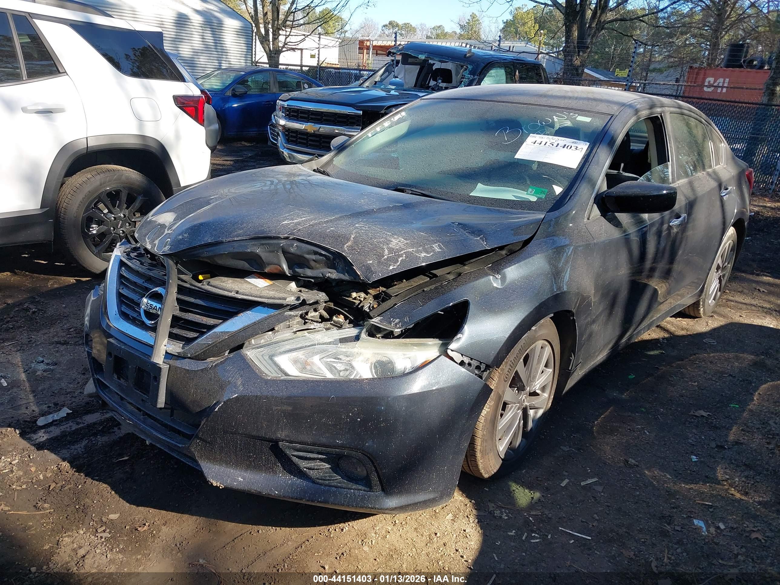 NISSAN ALTIMA image 2