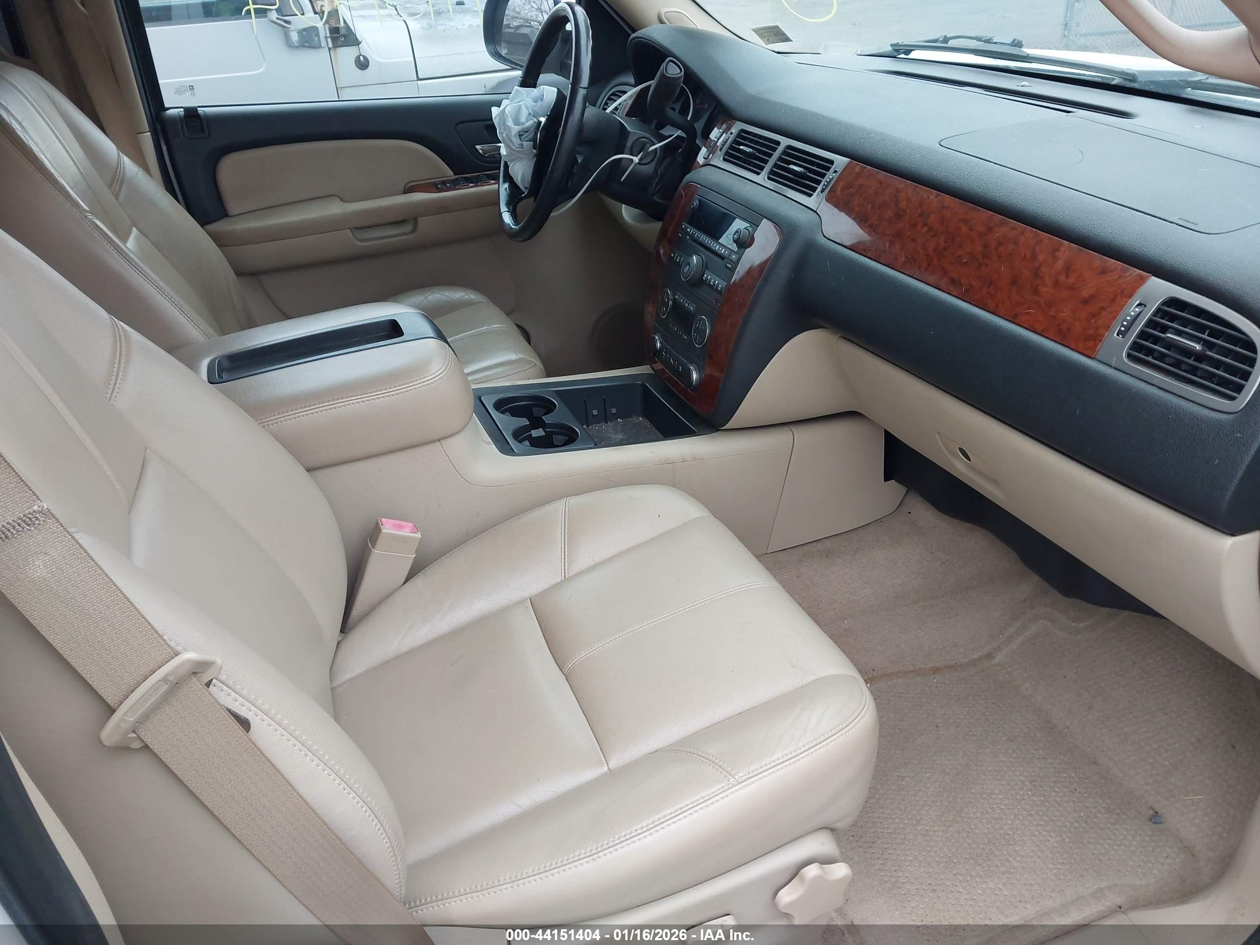CHEVROLET AVALANCHE image 5