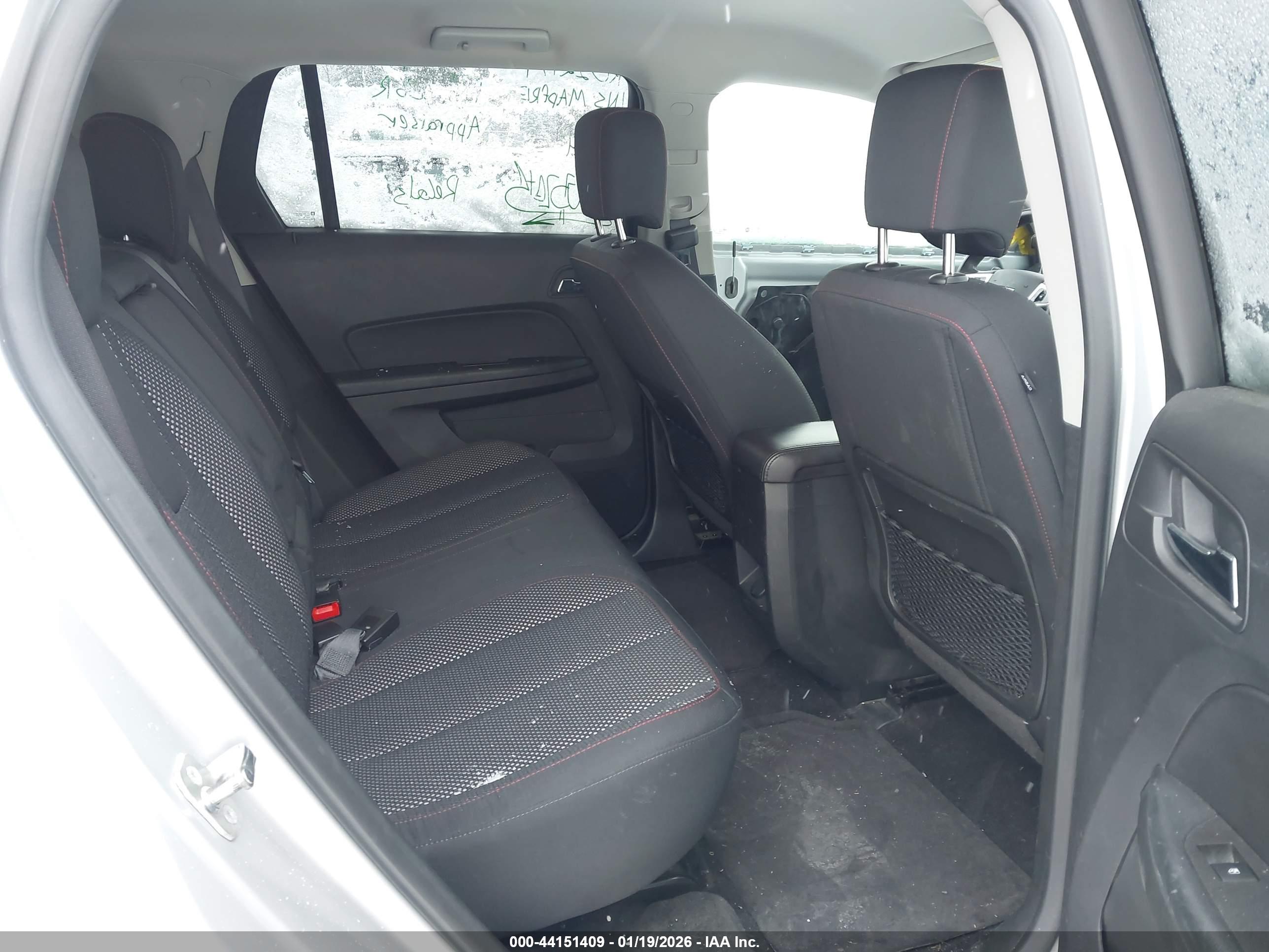 GMC TERRAIN image 8