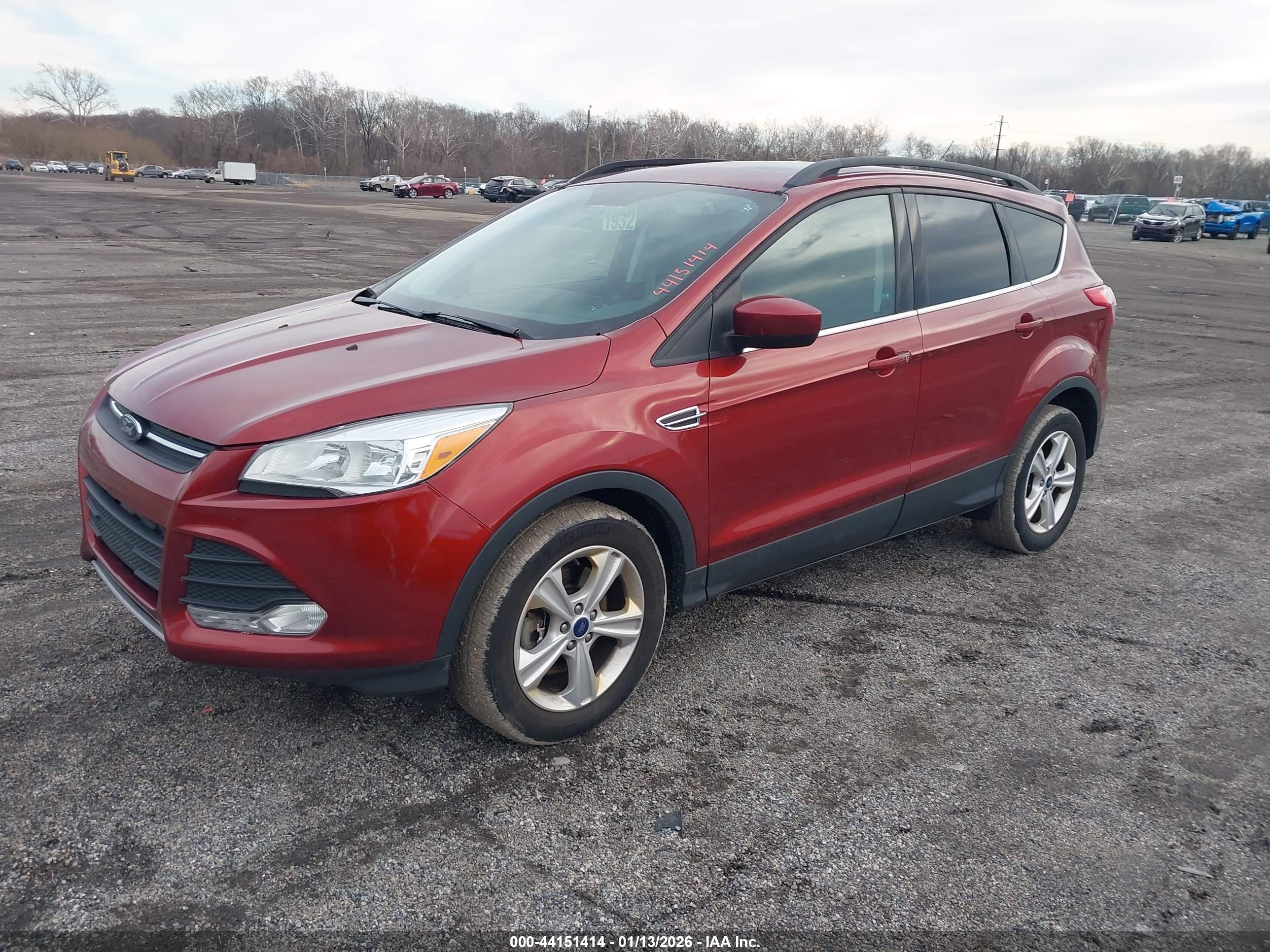 FORD ESCAPE image 2