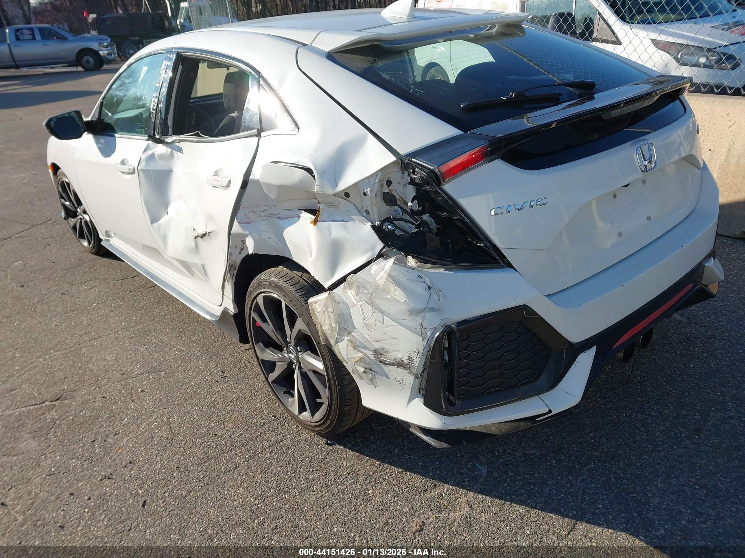 HONDA CIVIC image 3