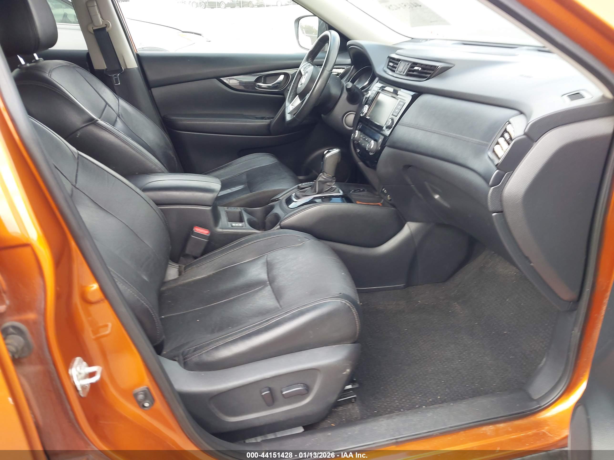 NISSAN ROGUE image 5