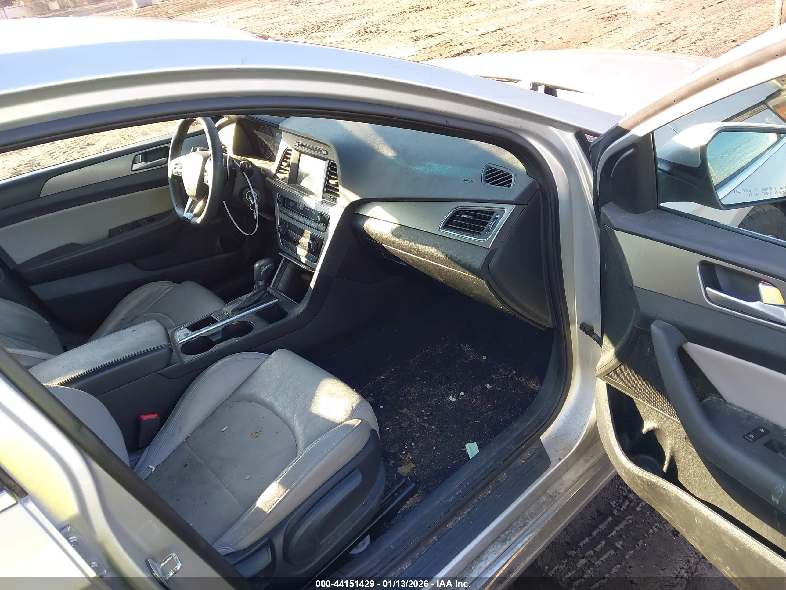 HYUNDAI SONATA image 5