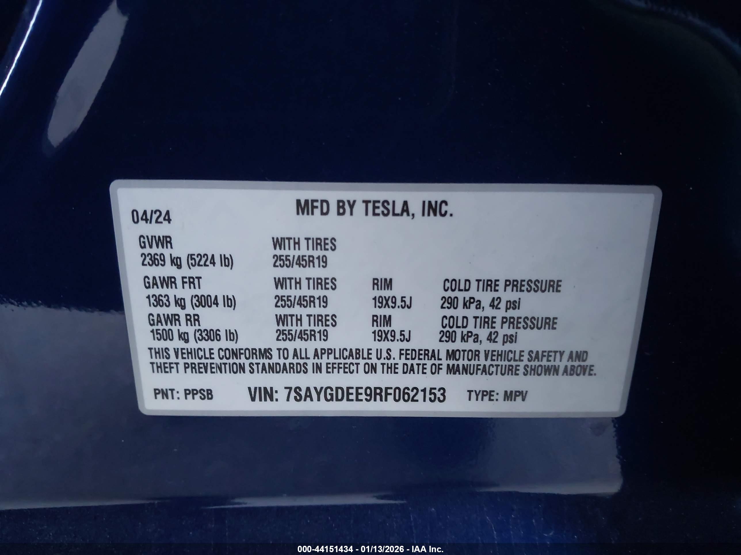 TESLA MODEL image 9