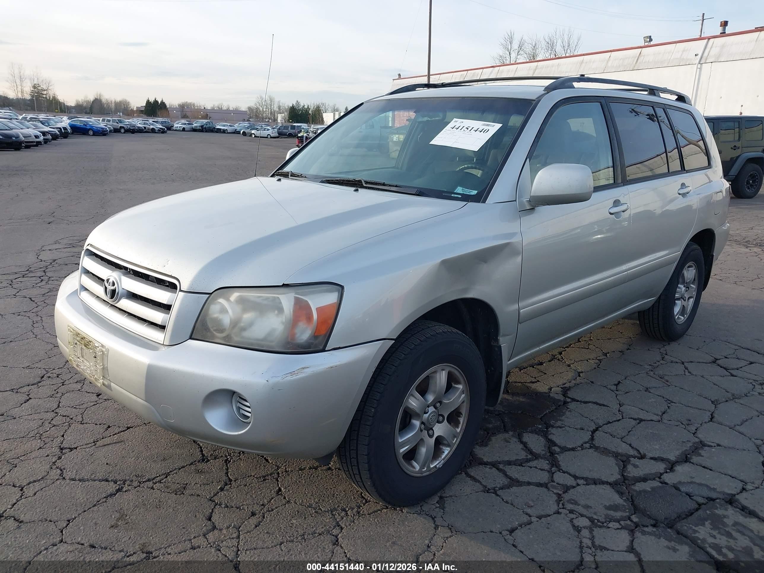 TOYOTA HIGHLANDER image 2