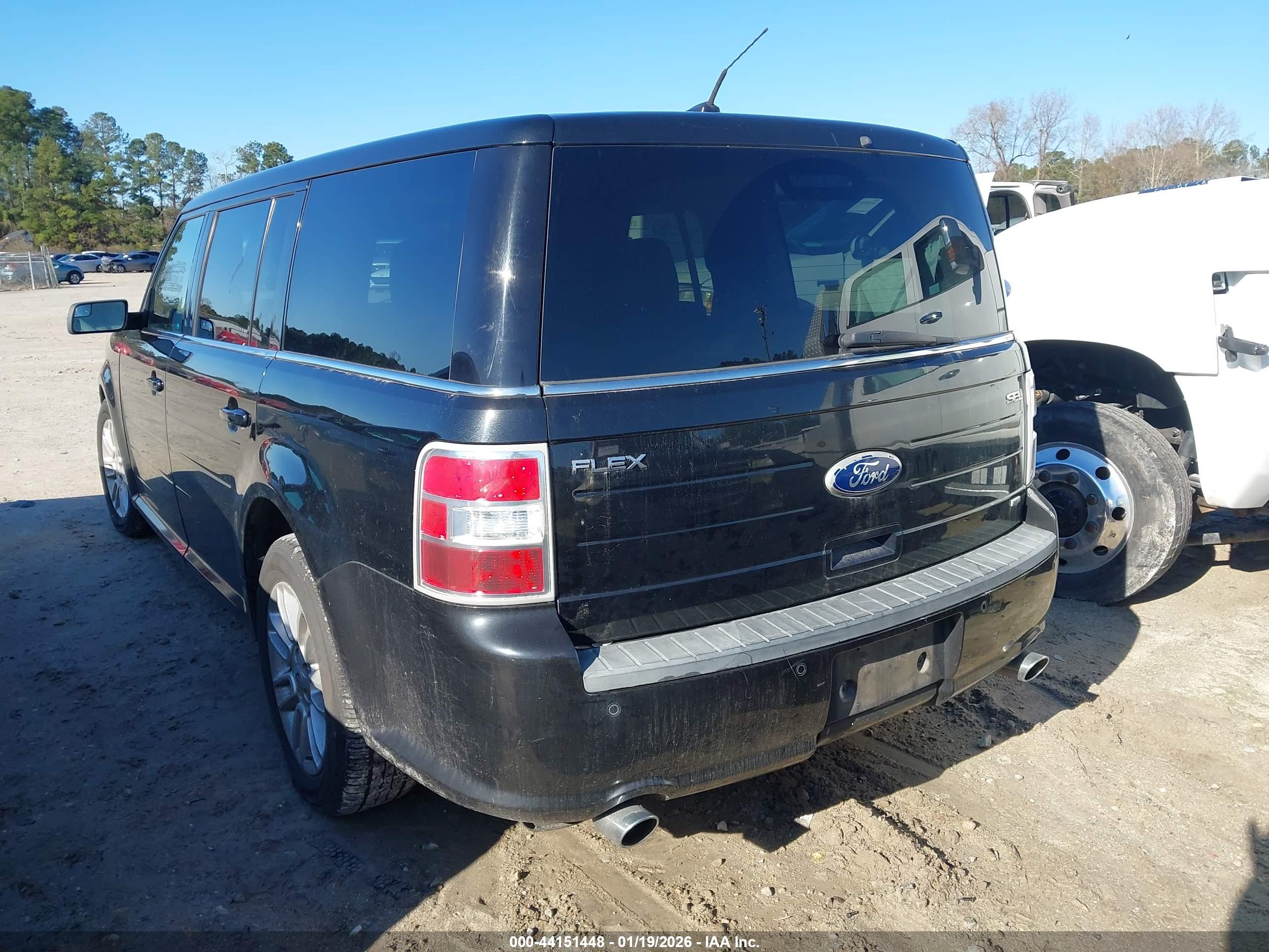 FORD FLEX image 3