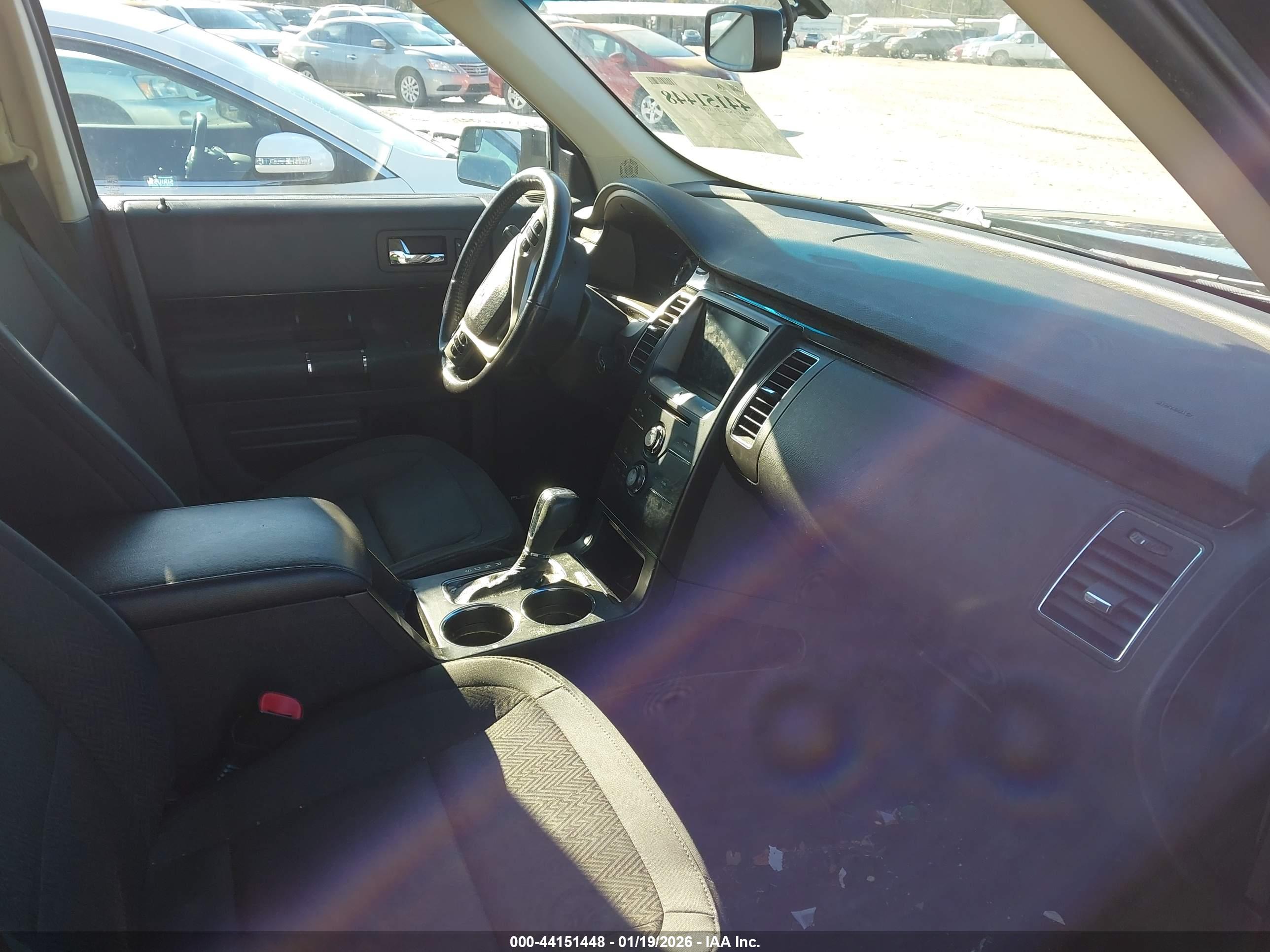 FORD FLEX image 5