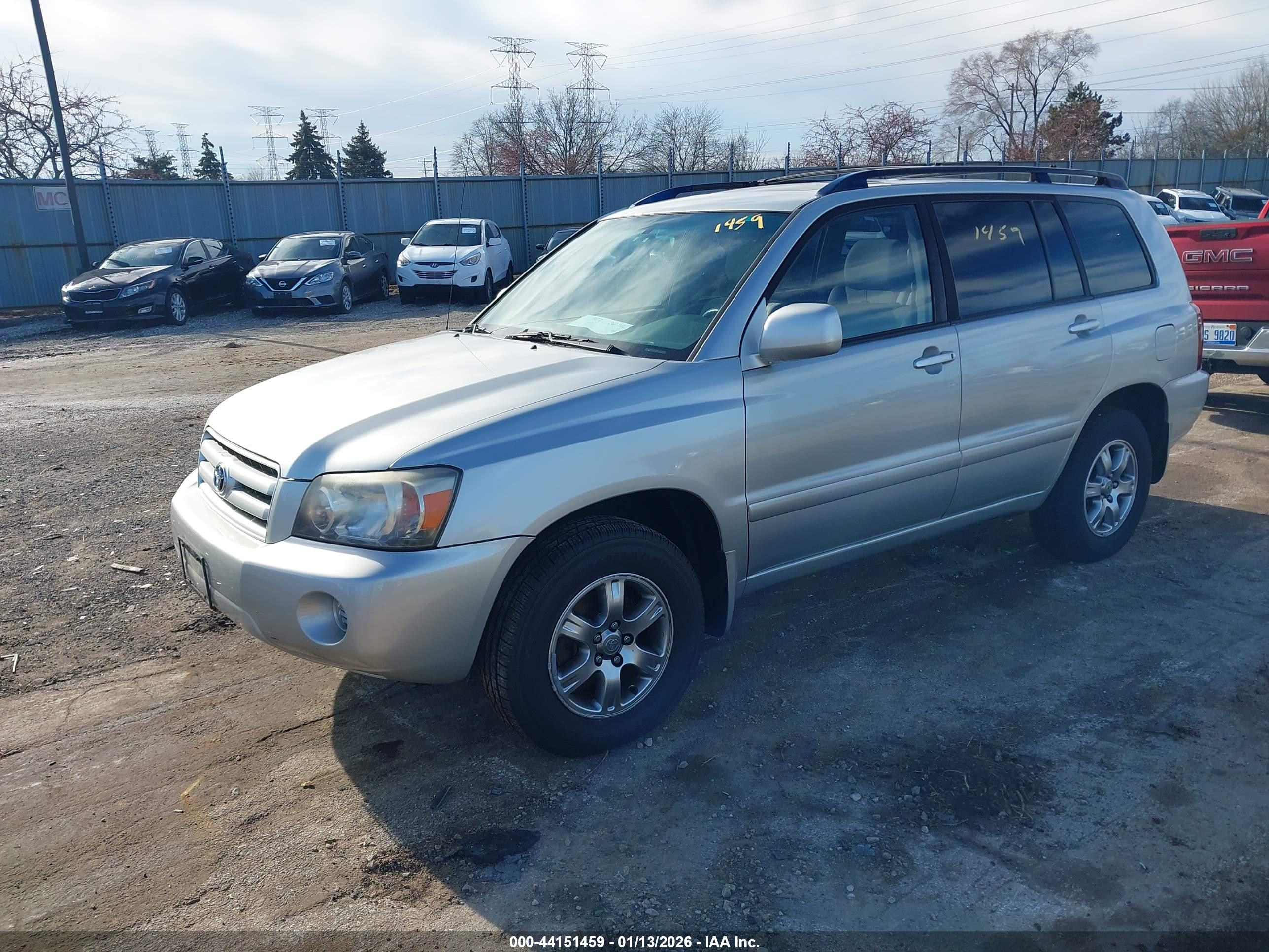 TOYOTA HIGHLANDER image 2