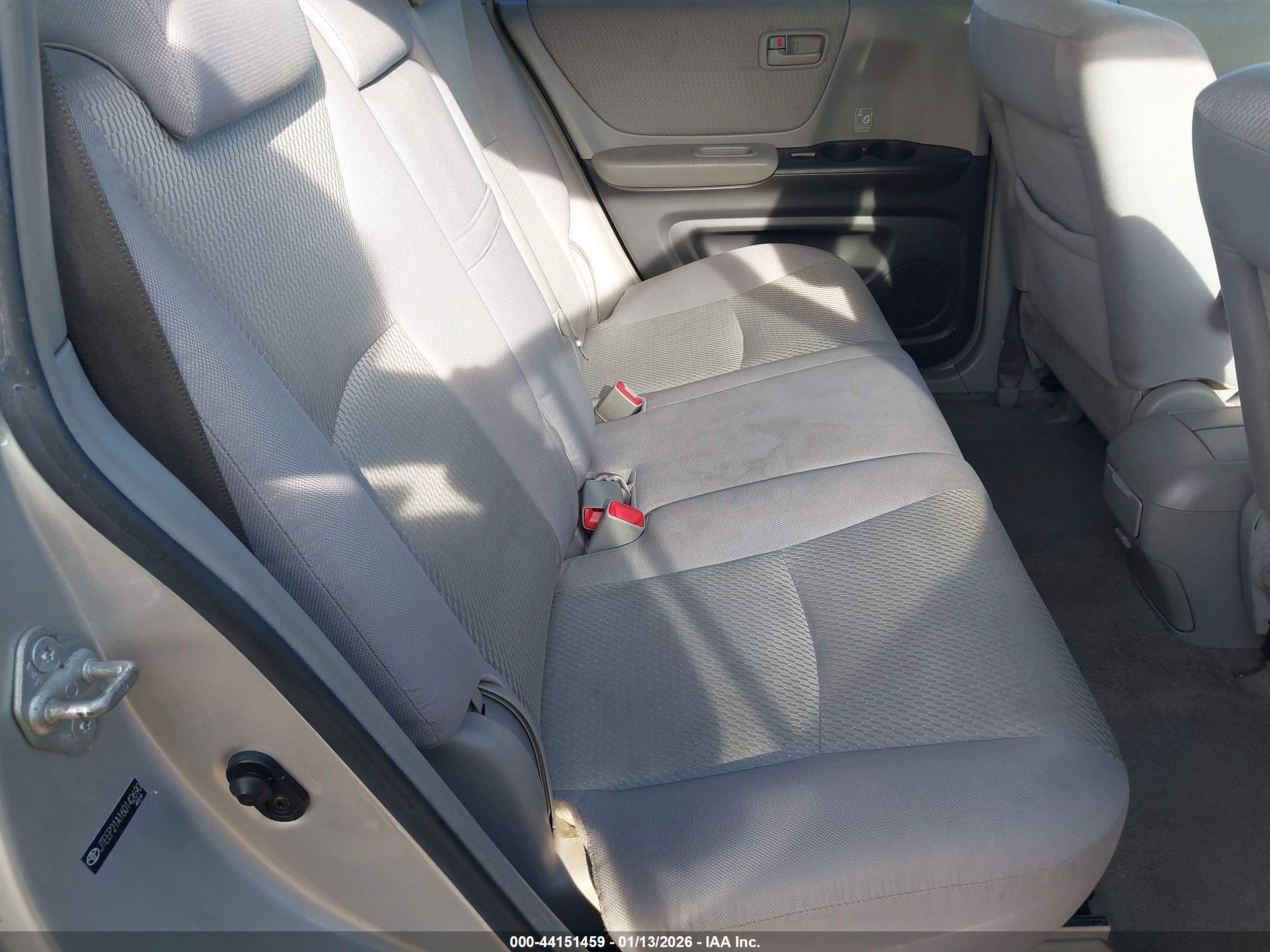 TOYOTA HIGHLANDER image 8