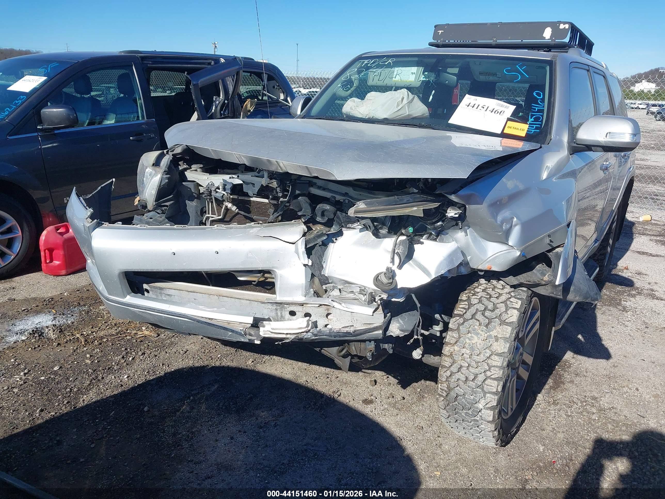 TOYOTA 4RUNNER image 6