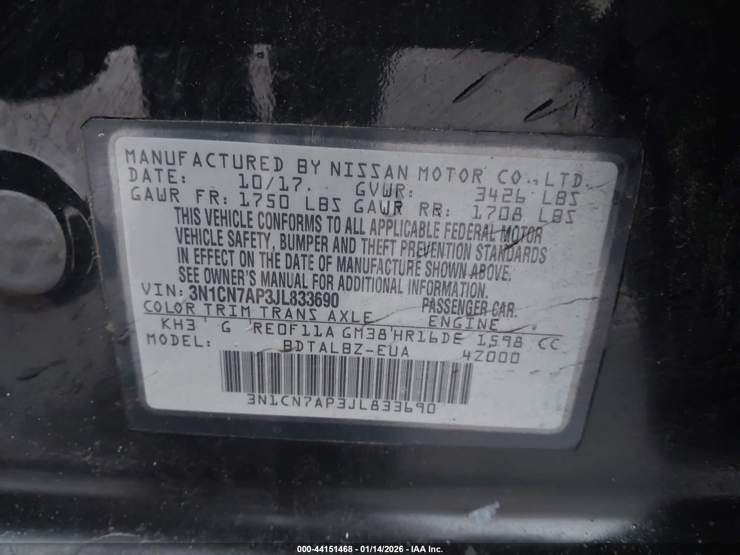 NISSAN VERSA image 9