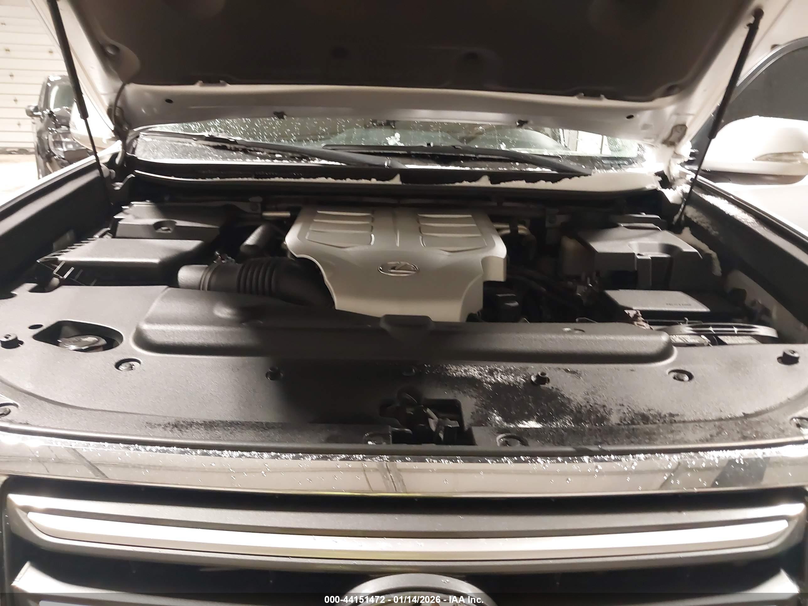 LEXUS GX image 10