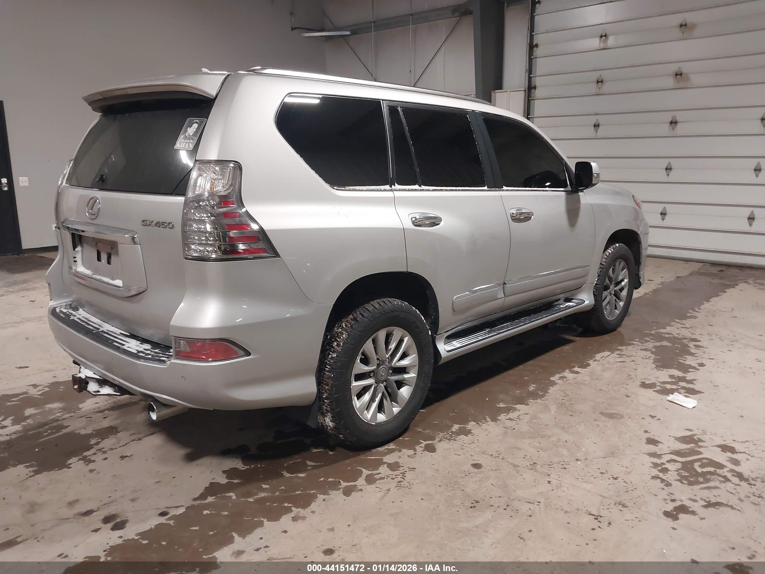 LEXUS GX image 4