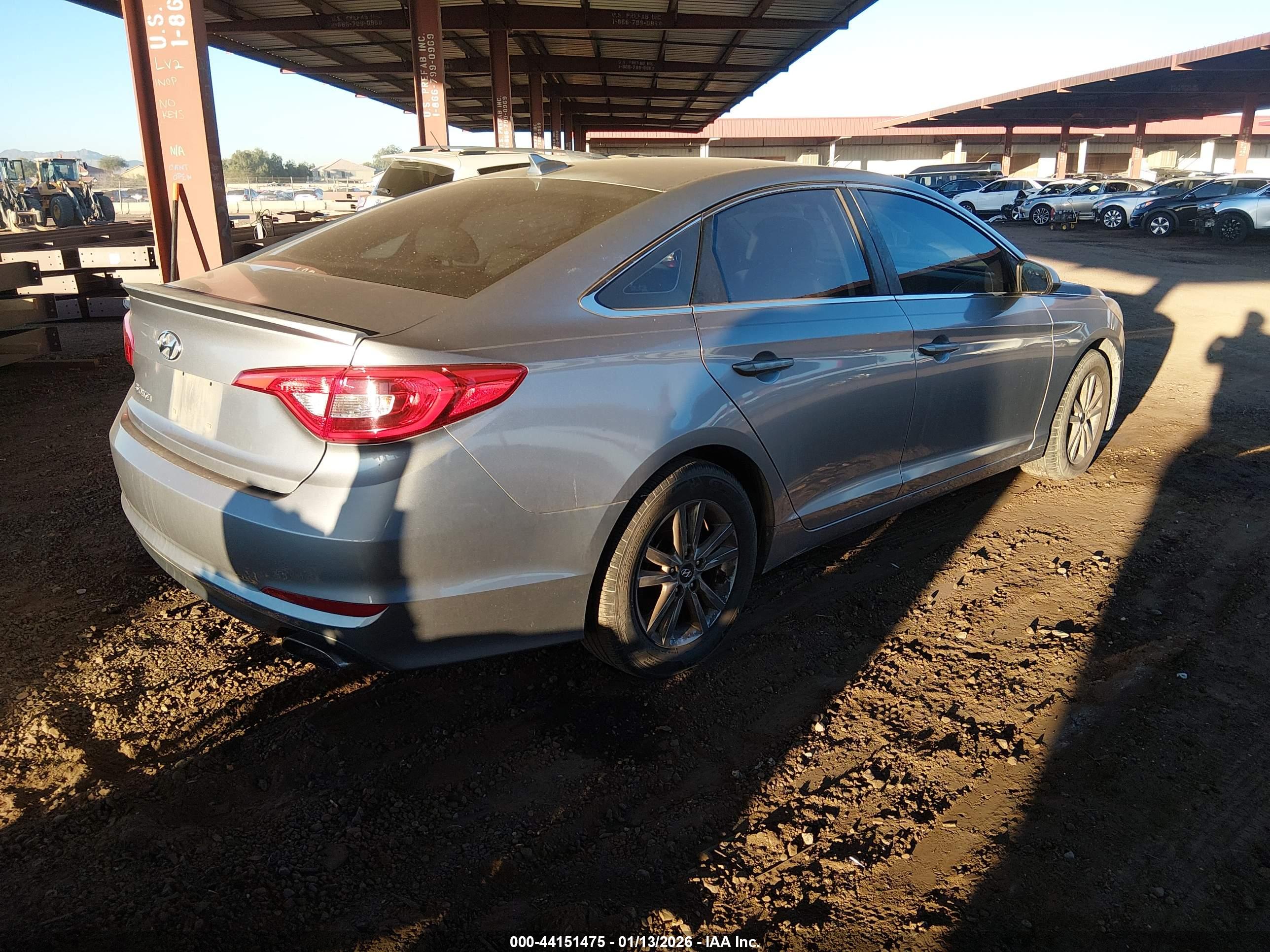 HYUNDAI SONATA image 4