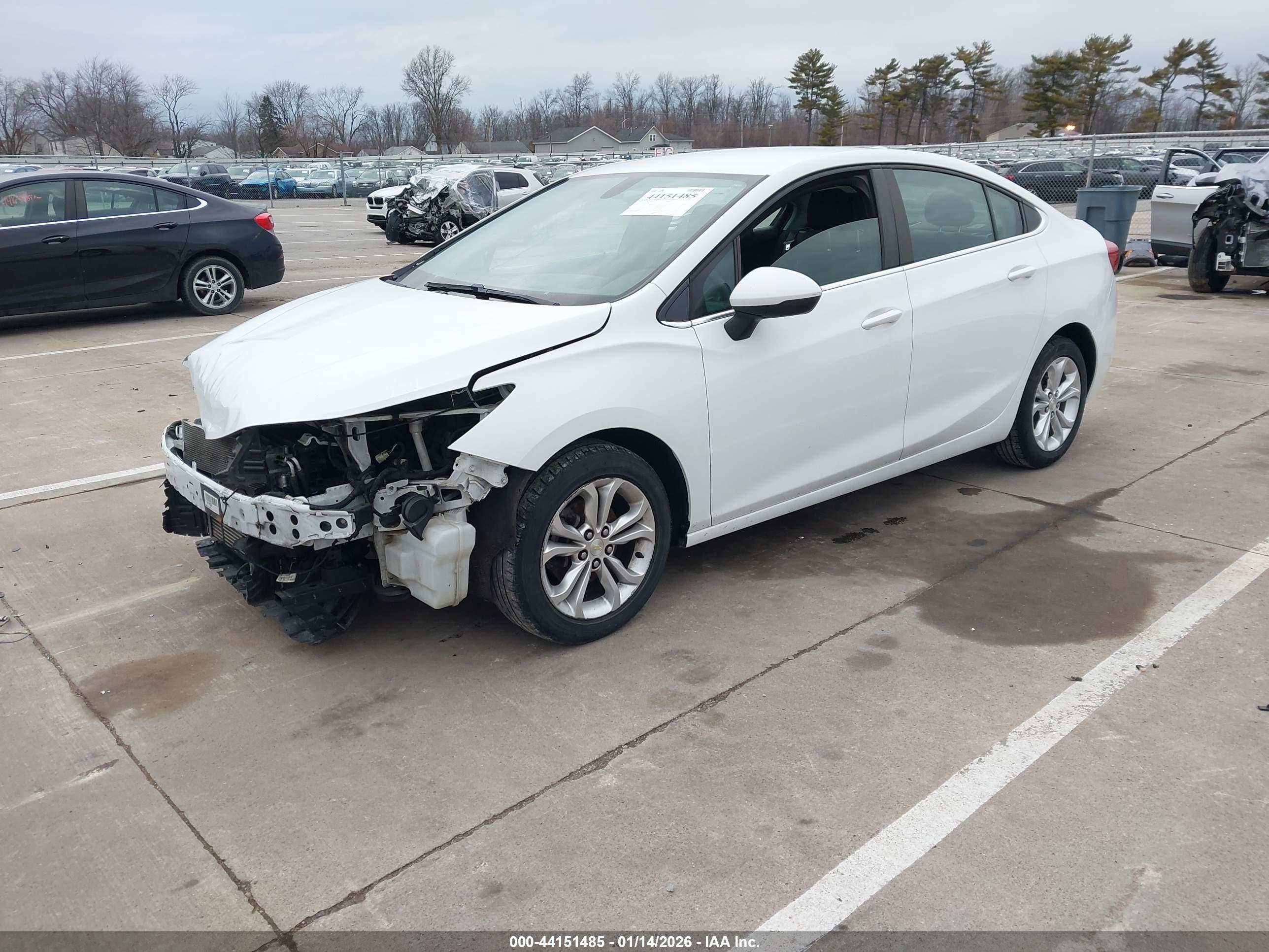 CHEVROLET CRUZE image 2