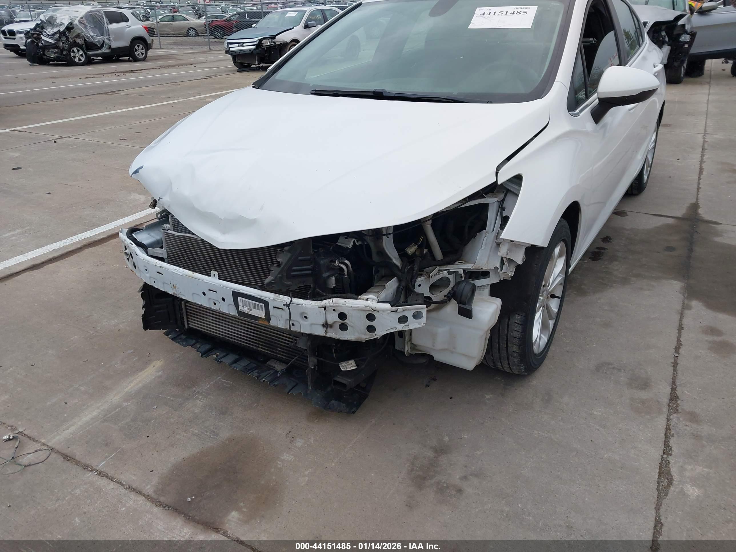 CHEVROLET CRUZE image 6