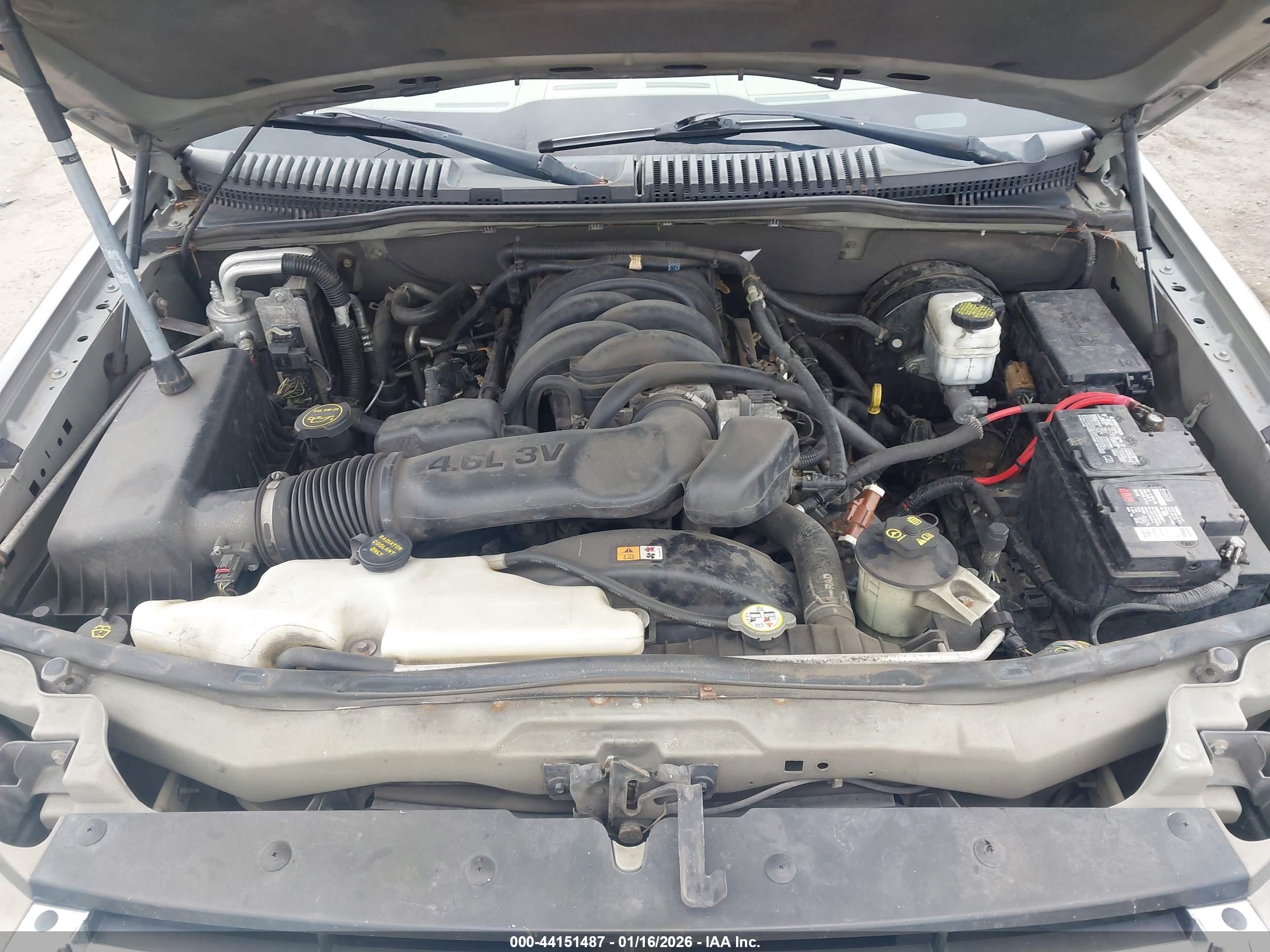 FORD EXPLORER image 10
