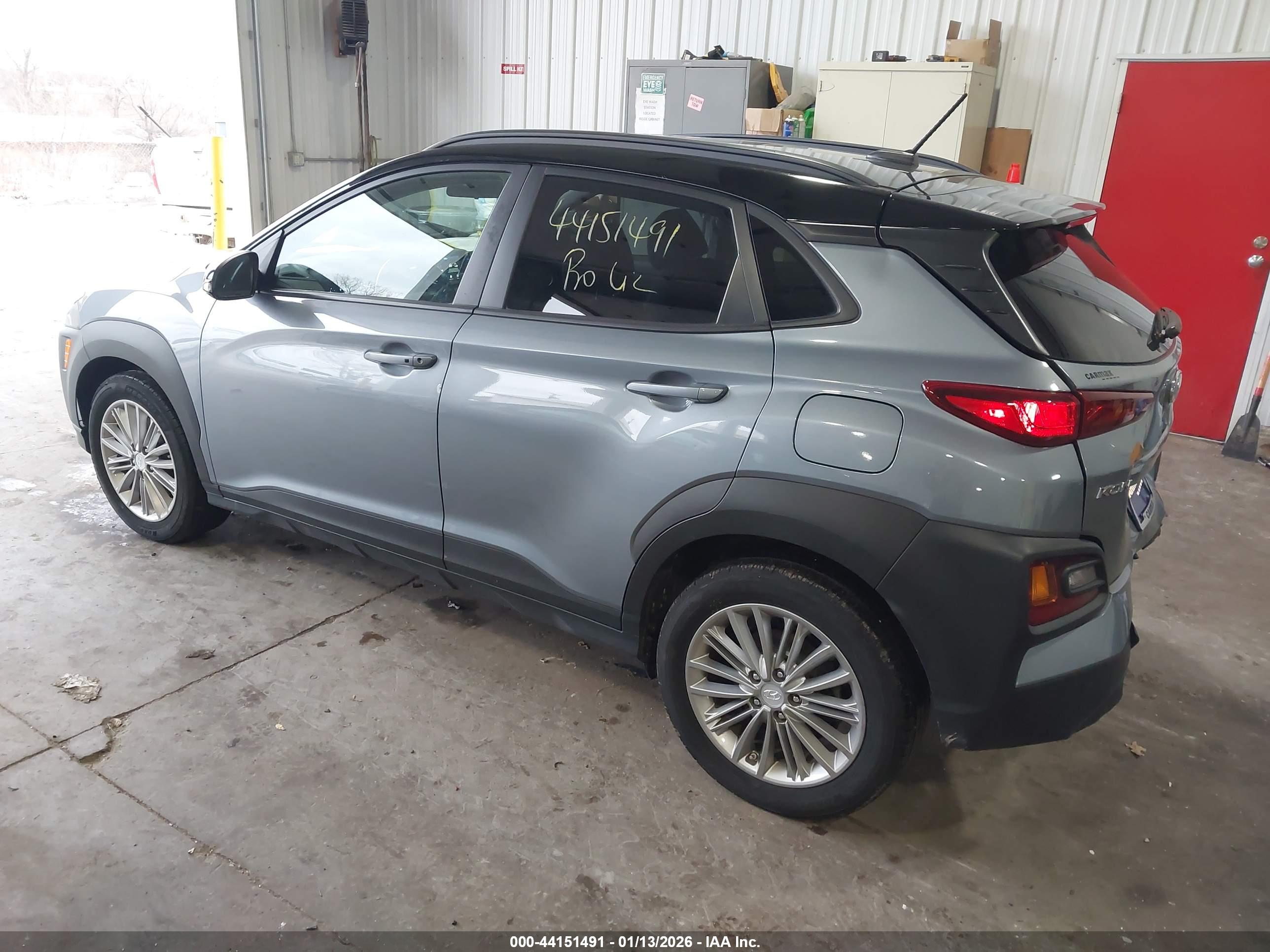 HYUNDAI KONA image 3