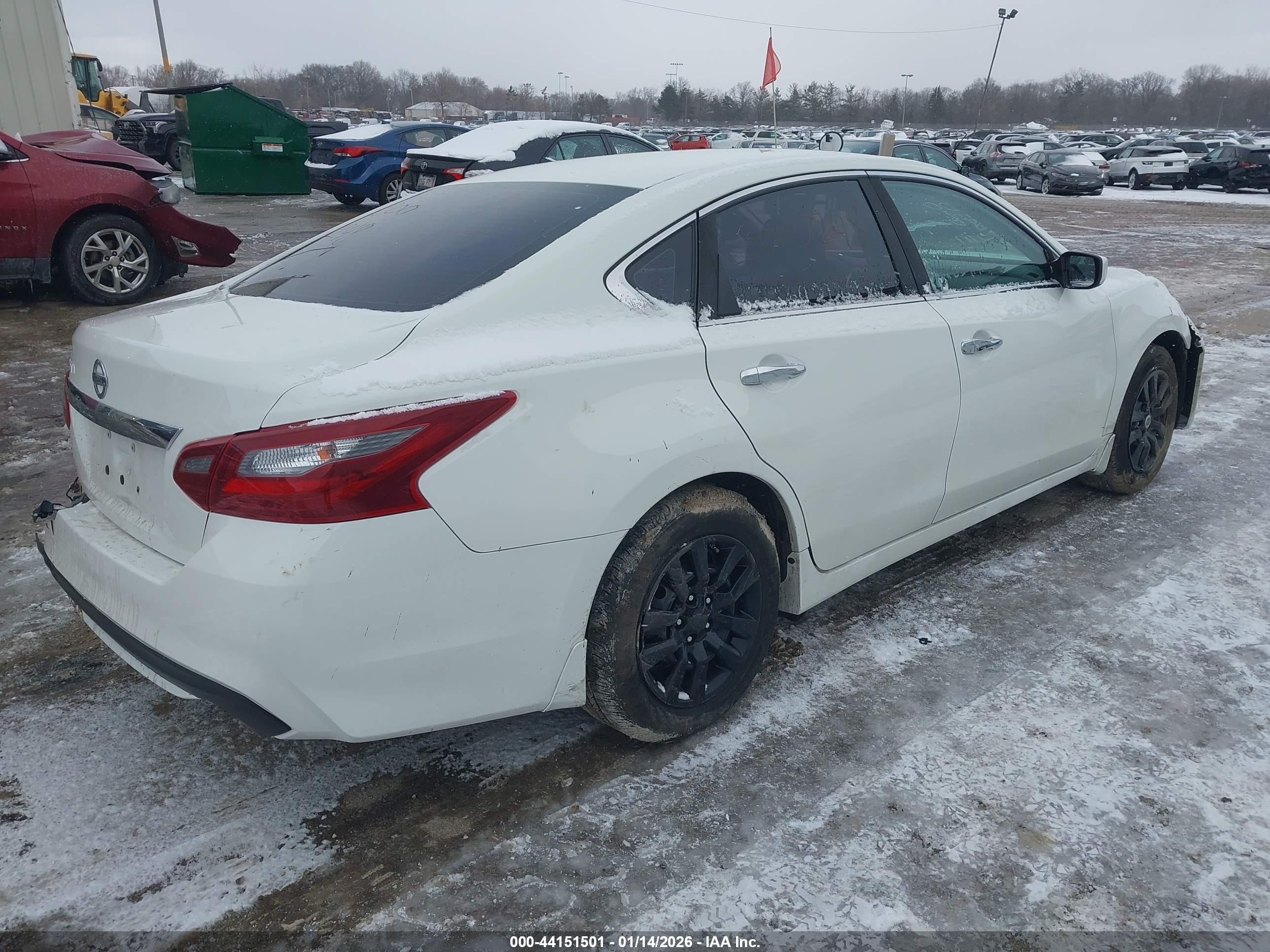 NISSAN ALTIMA image 4