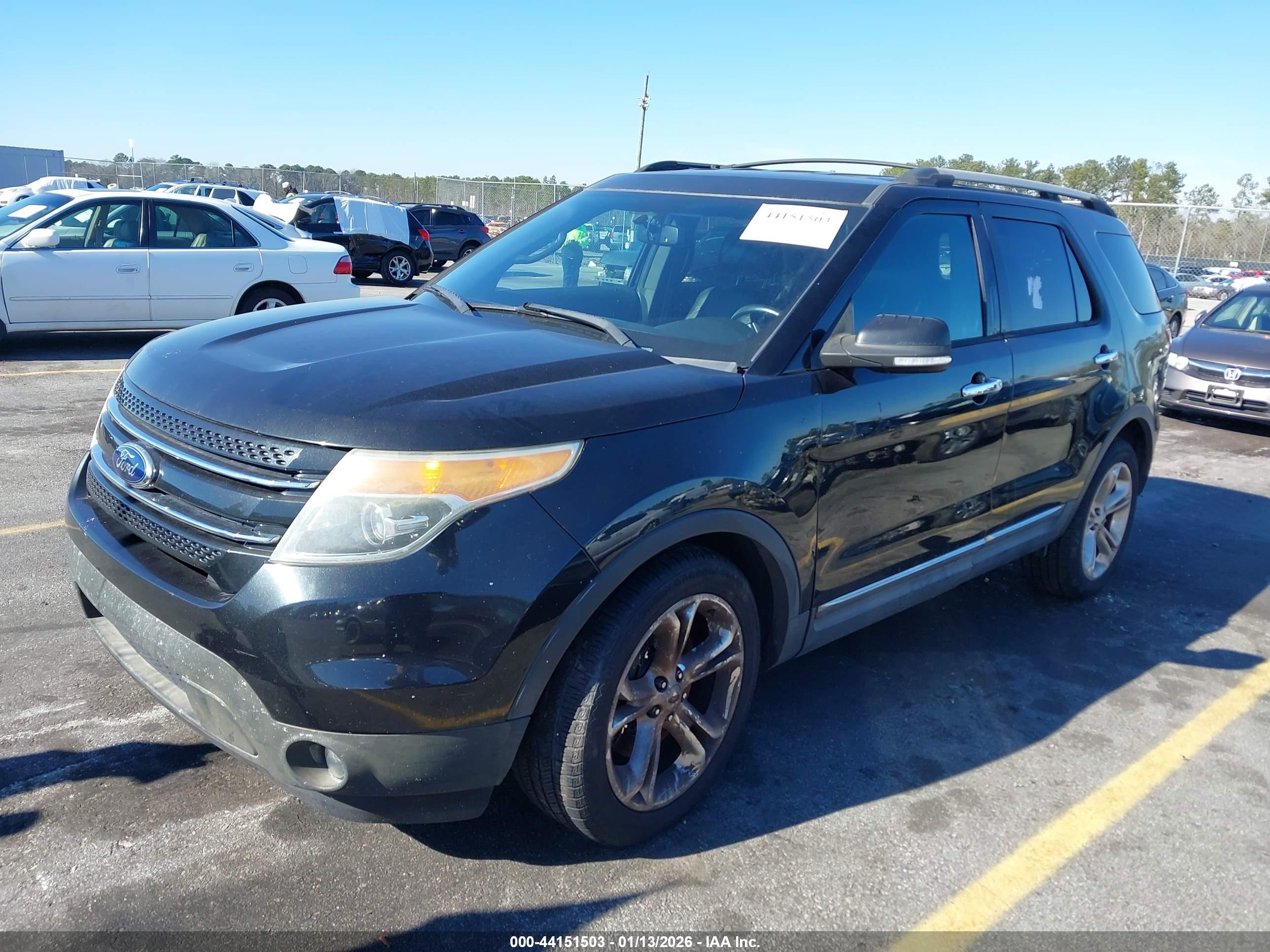FORD EXPLORER image 2