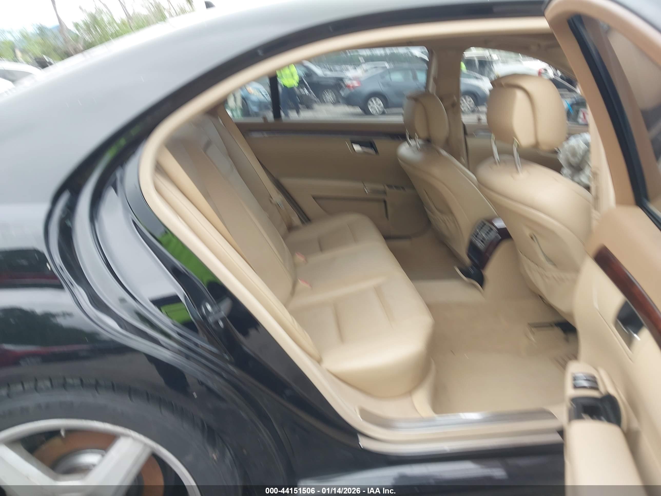 MERCEDES-BENZ S image 8