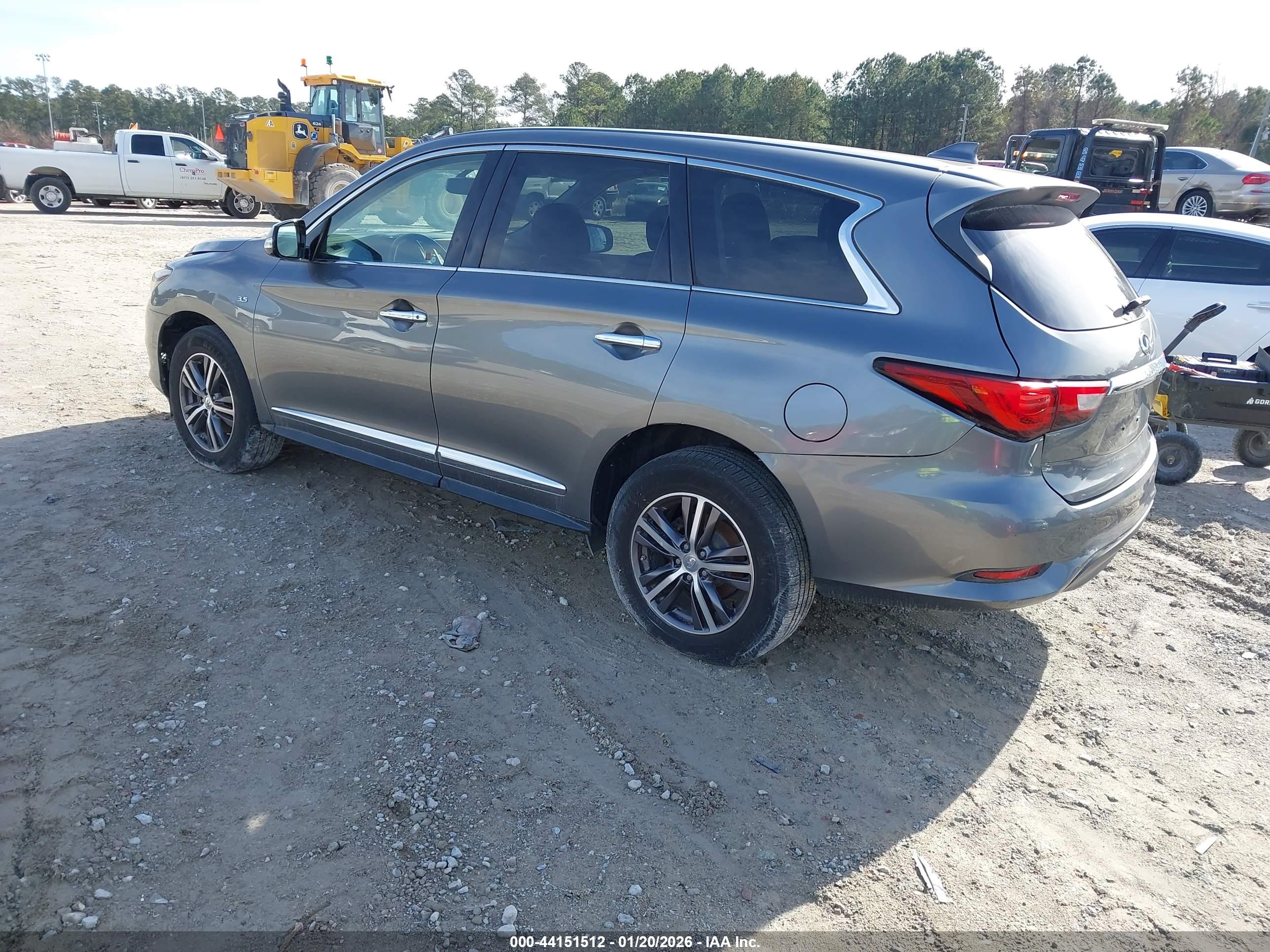 INFINITI QX60 image 3