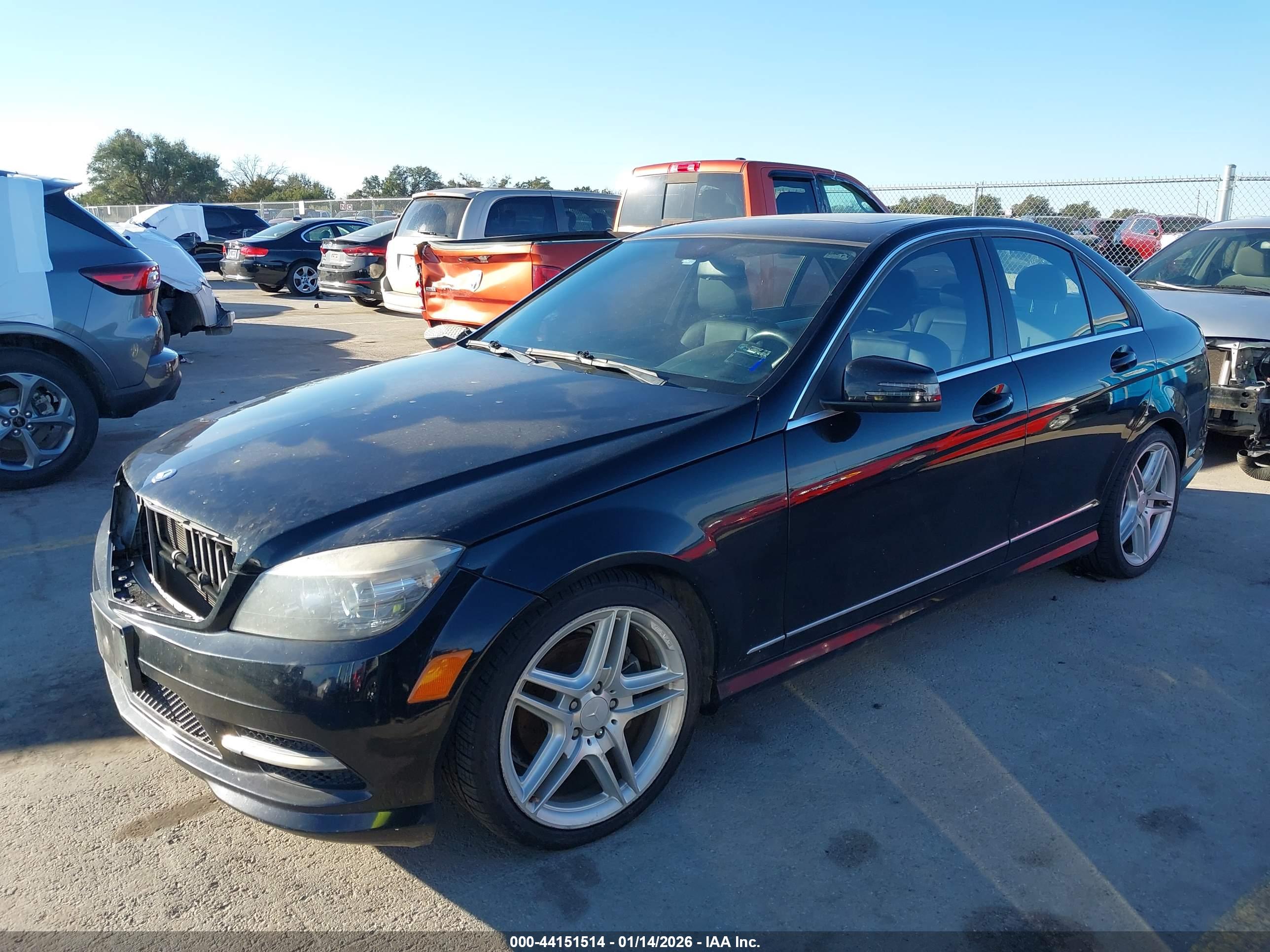 MERCEDES-BENZ C image 2