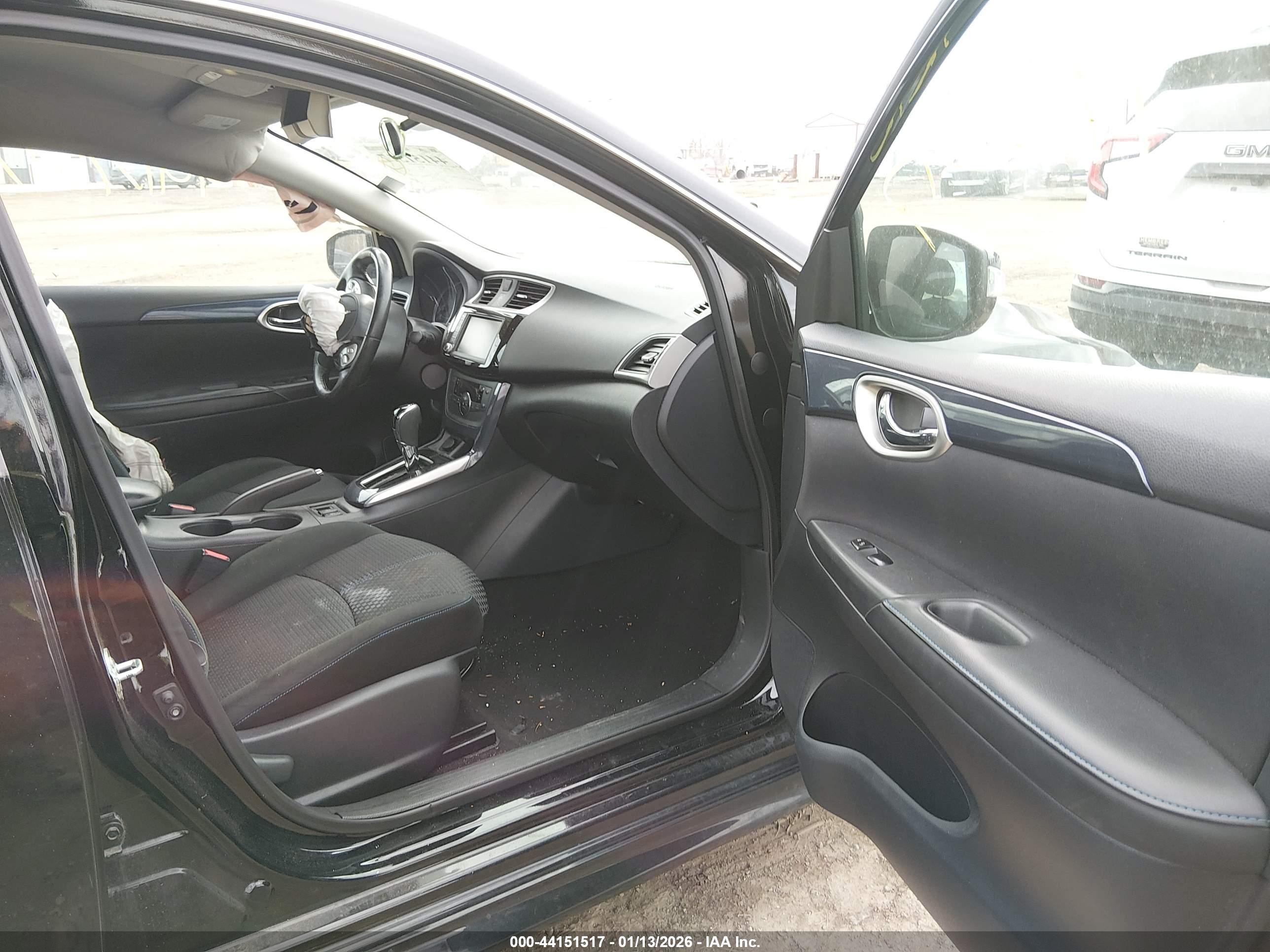 NISSAN SENTRA image 5