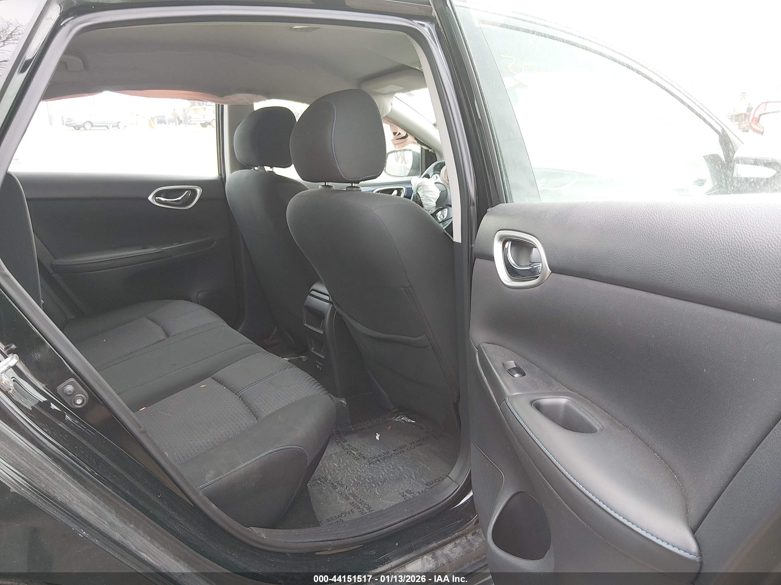 NISSAN SENTRA image 8