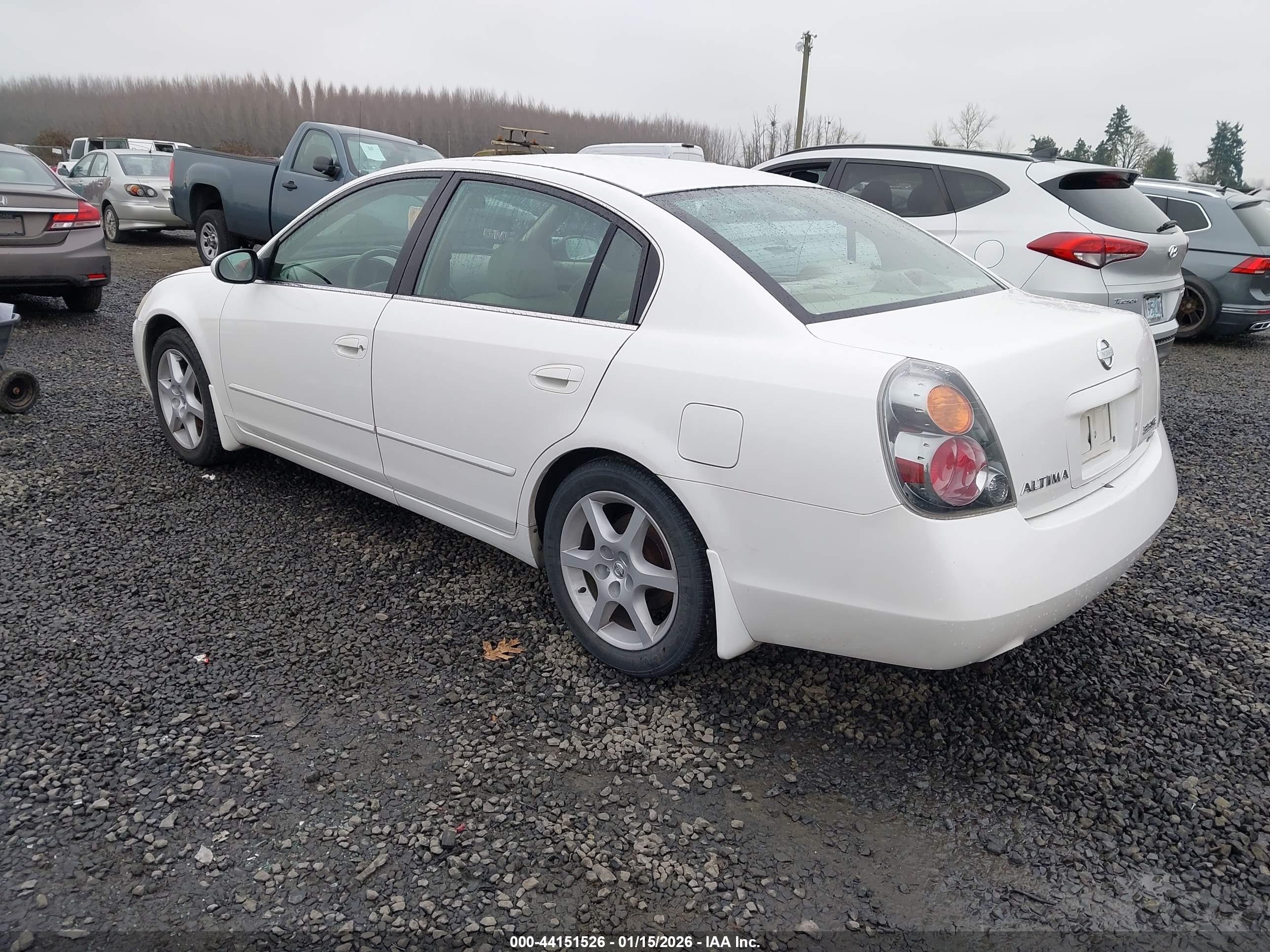 NISSAN ALTIMA image 3