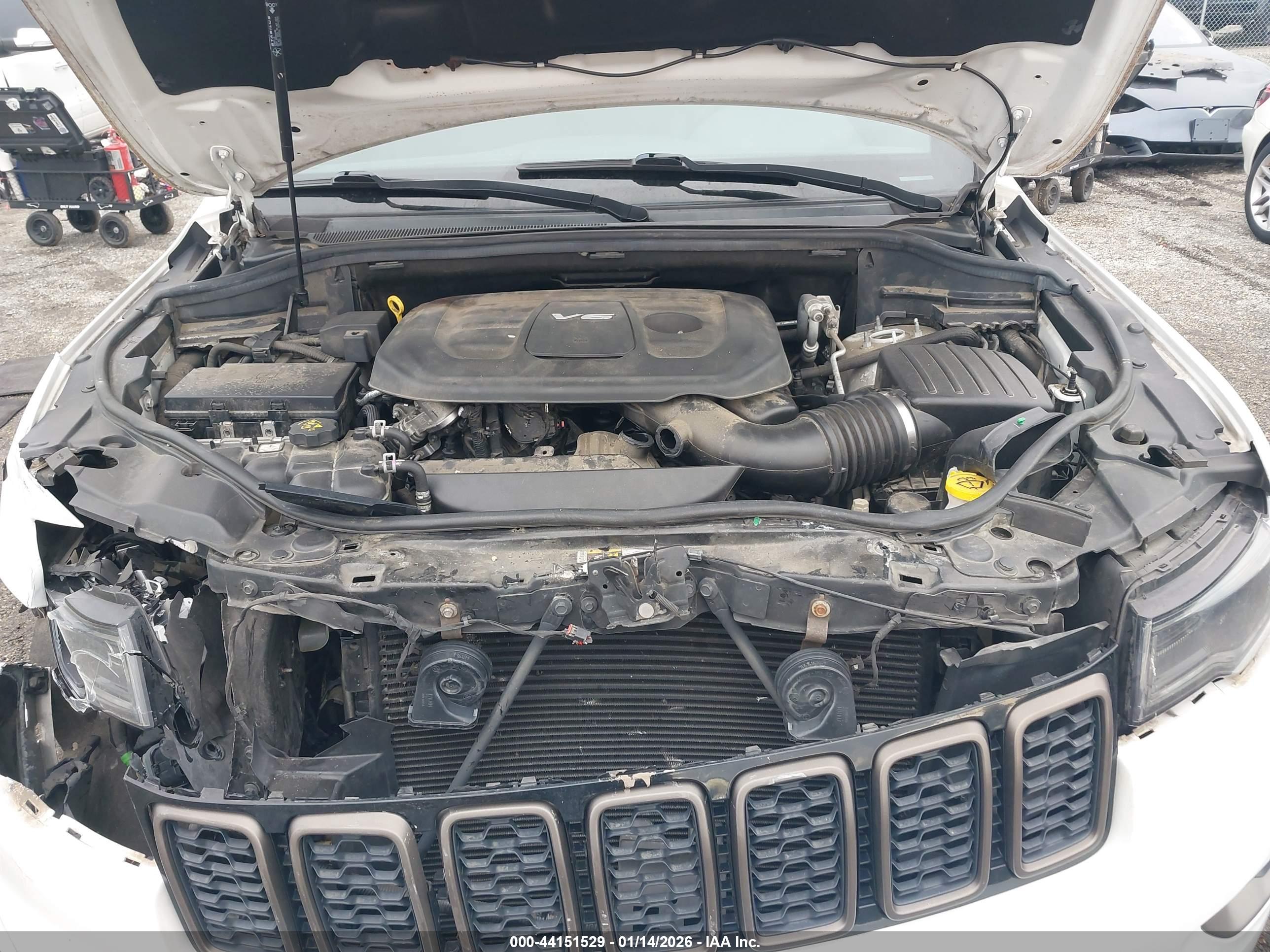 JEEP GRAND image 10