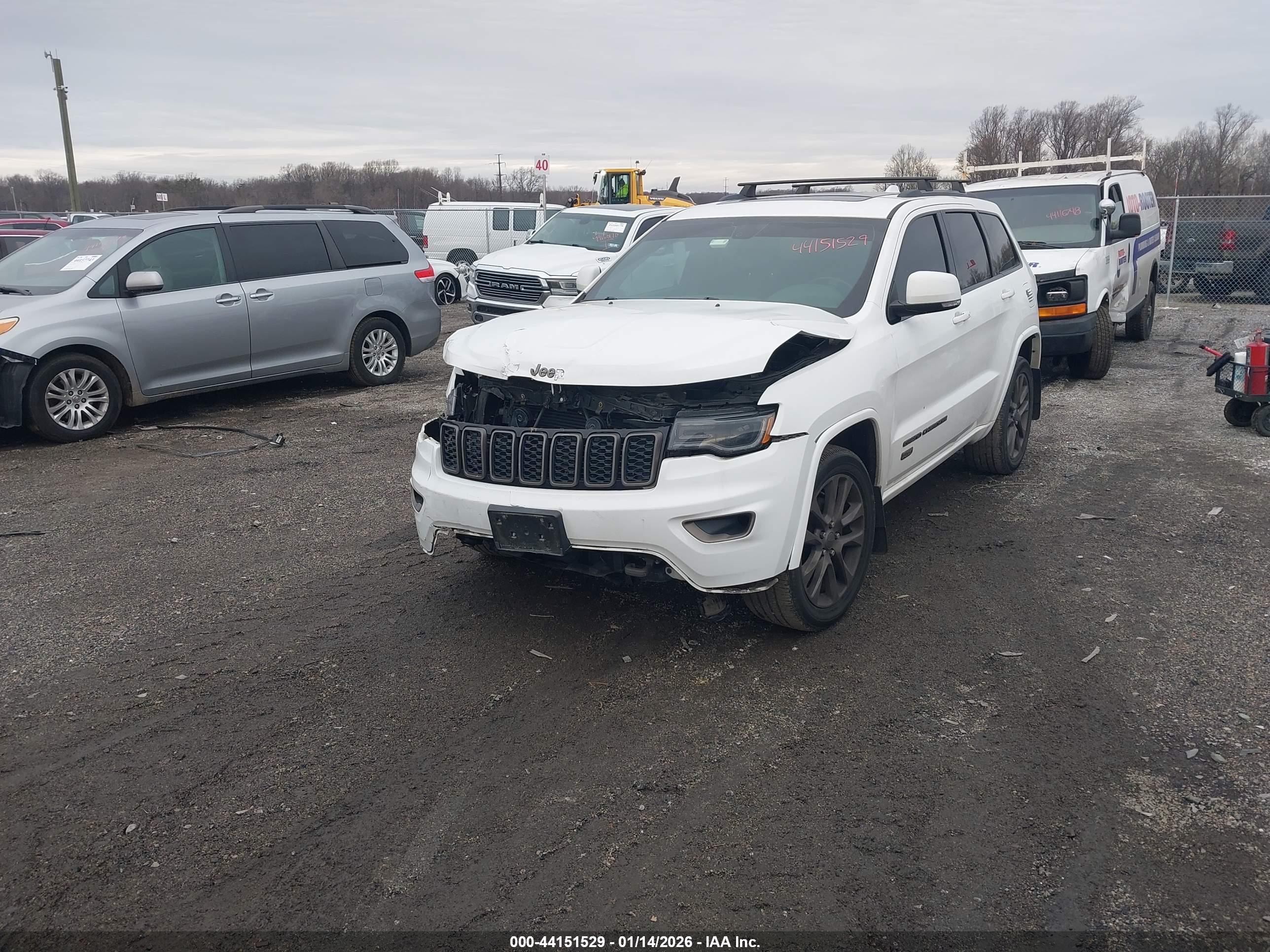 JEEP GRAND image 2