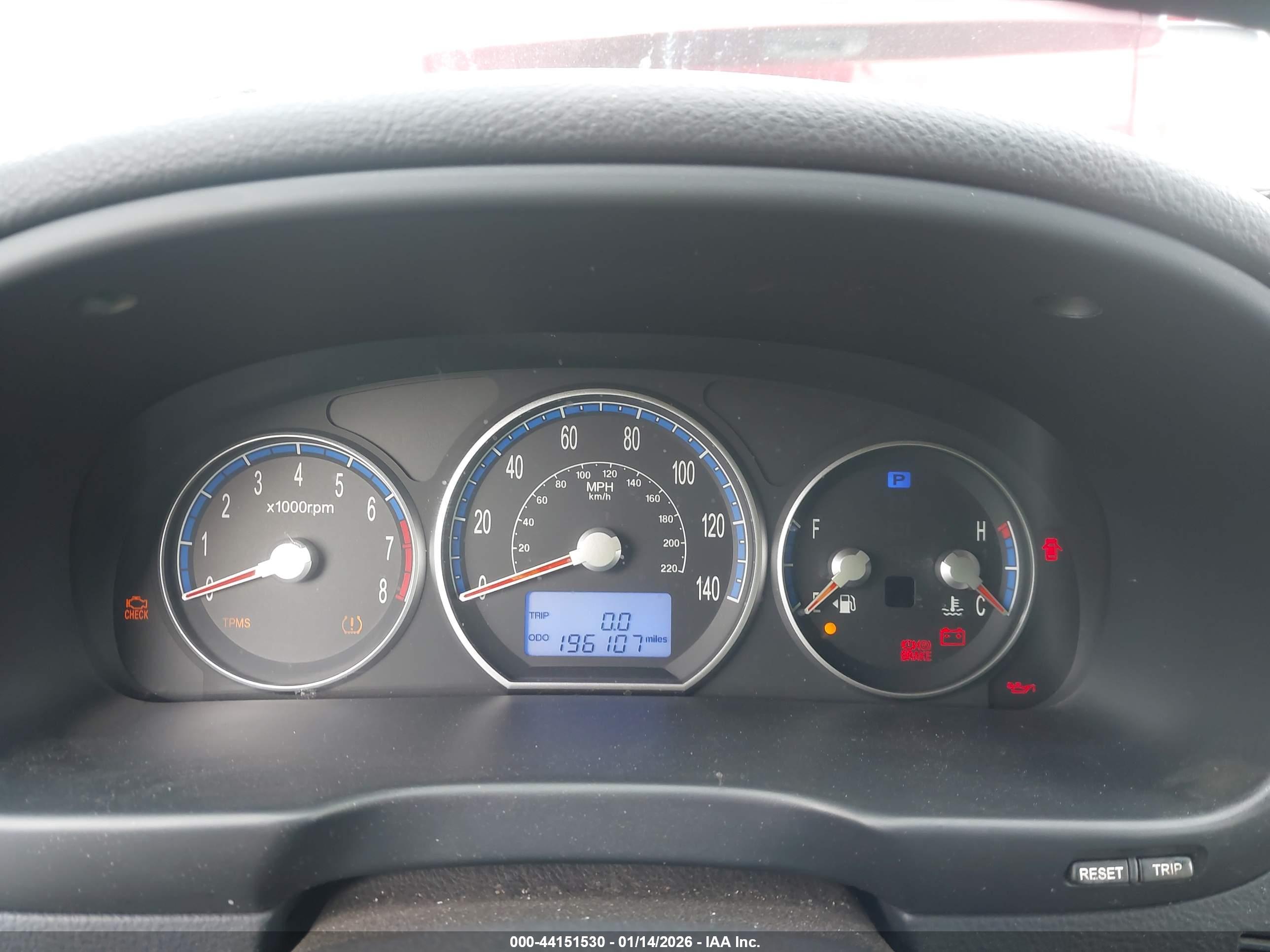 HYUNDAI SANTA image 7