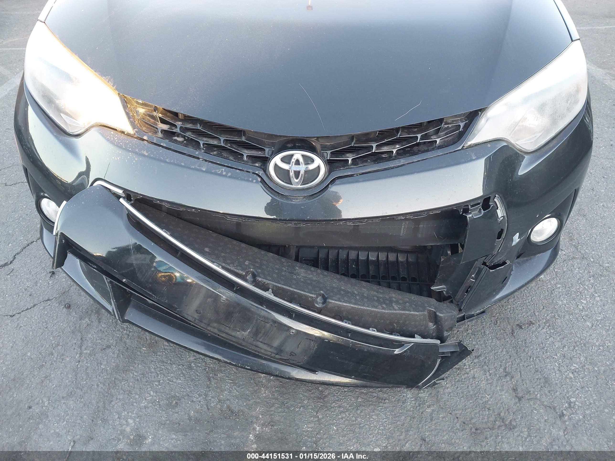 TOYOTA COROLLA image 6