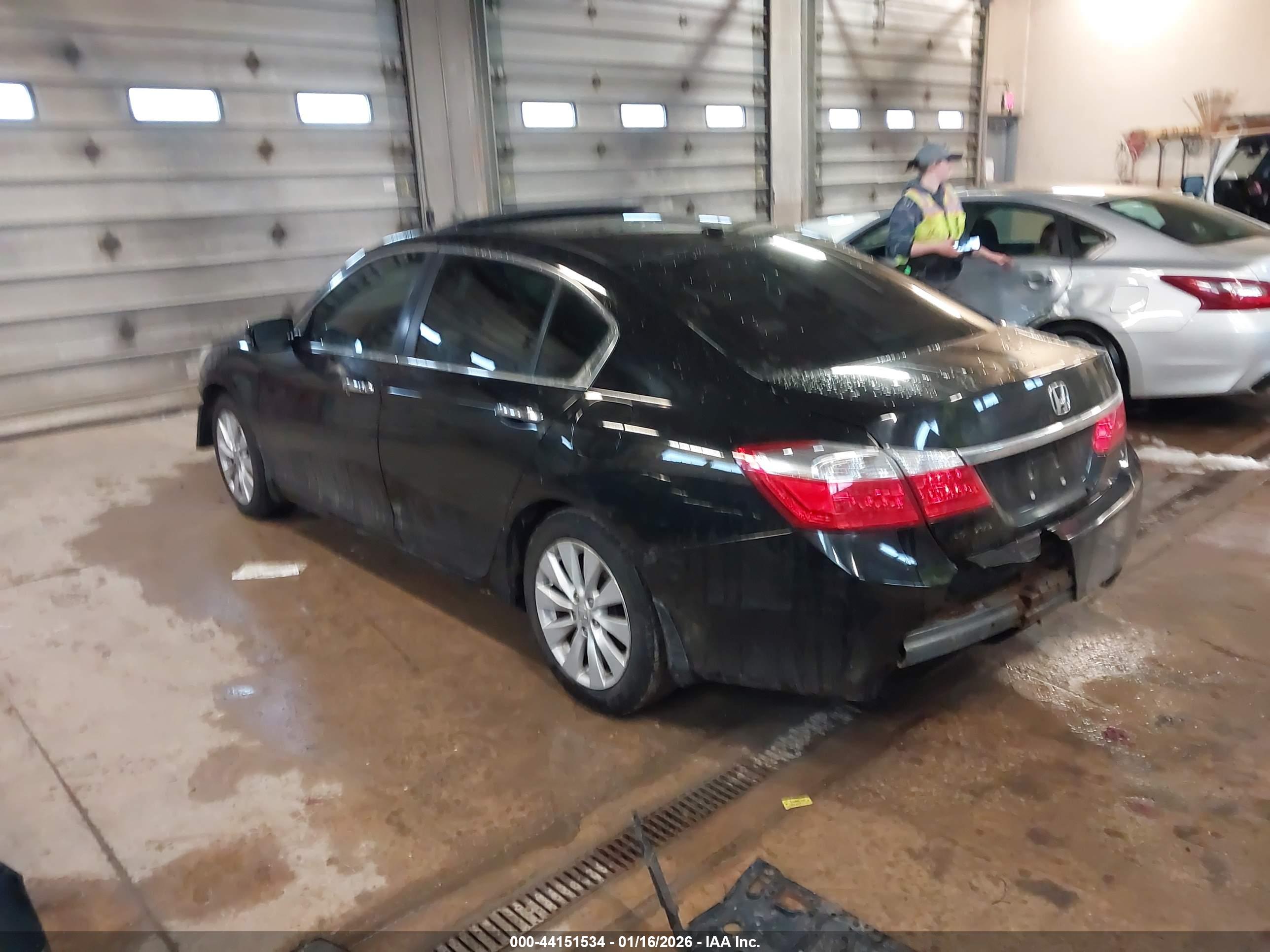 HONDA ACCORD image 3