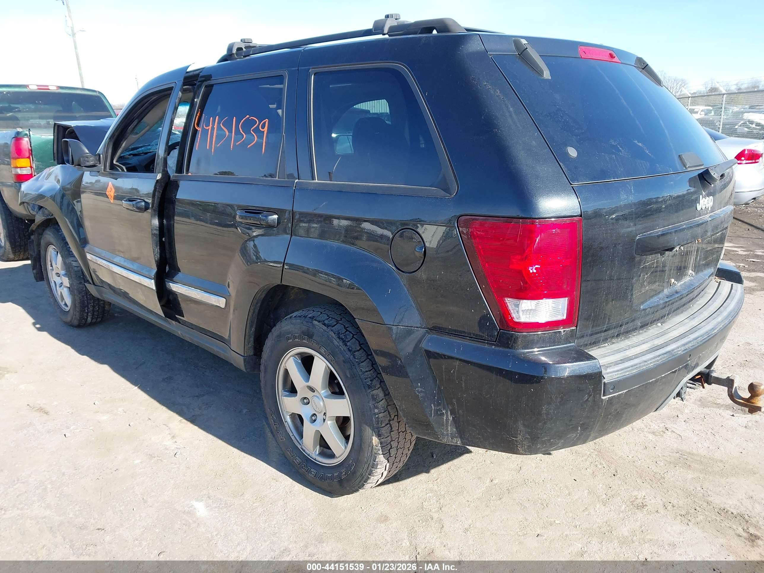 JEEP GRAND image 3