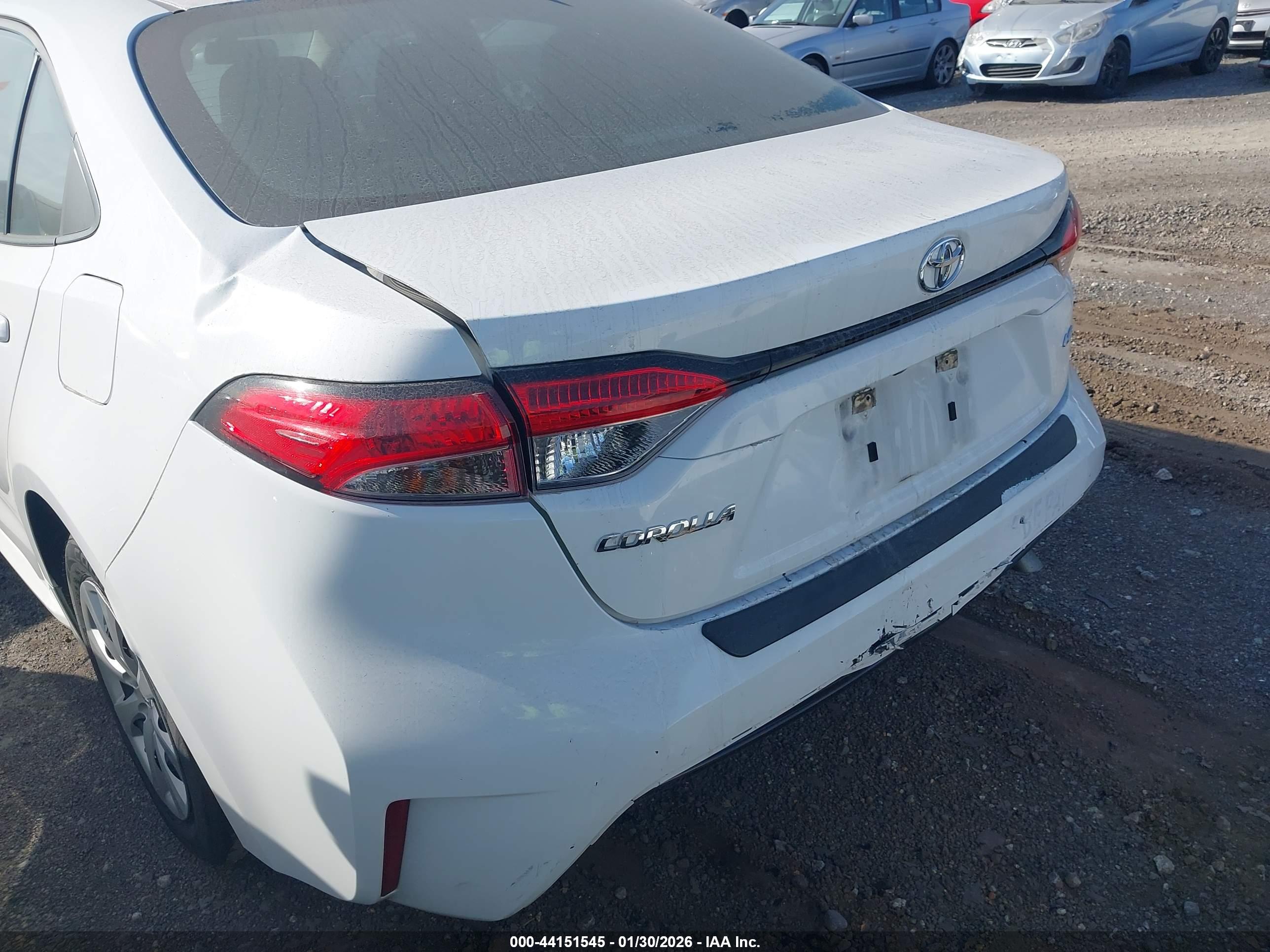 TOYOTA COROLLA image 6