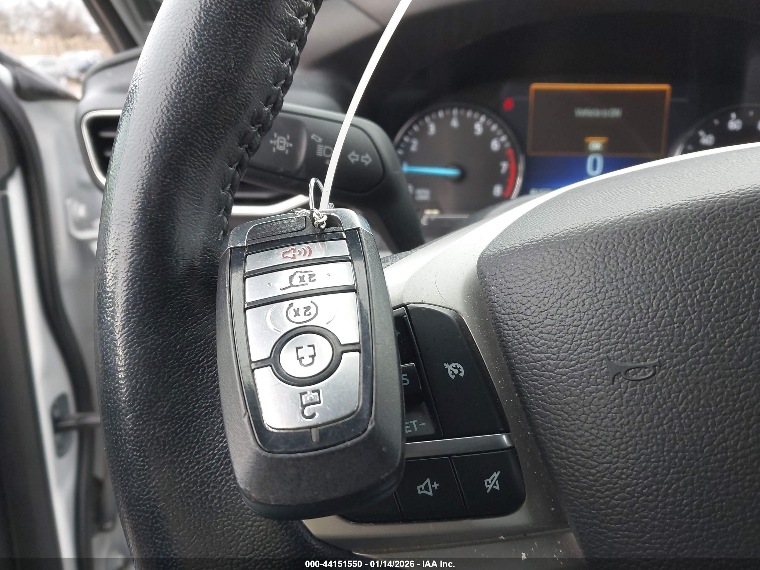 FORD EXPLORER image 11